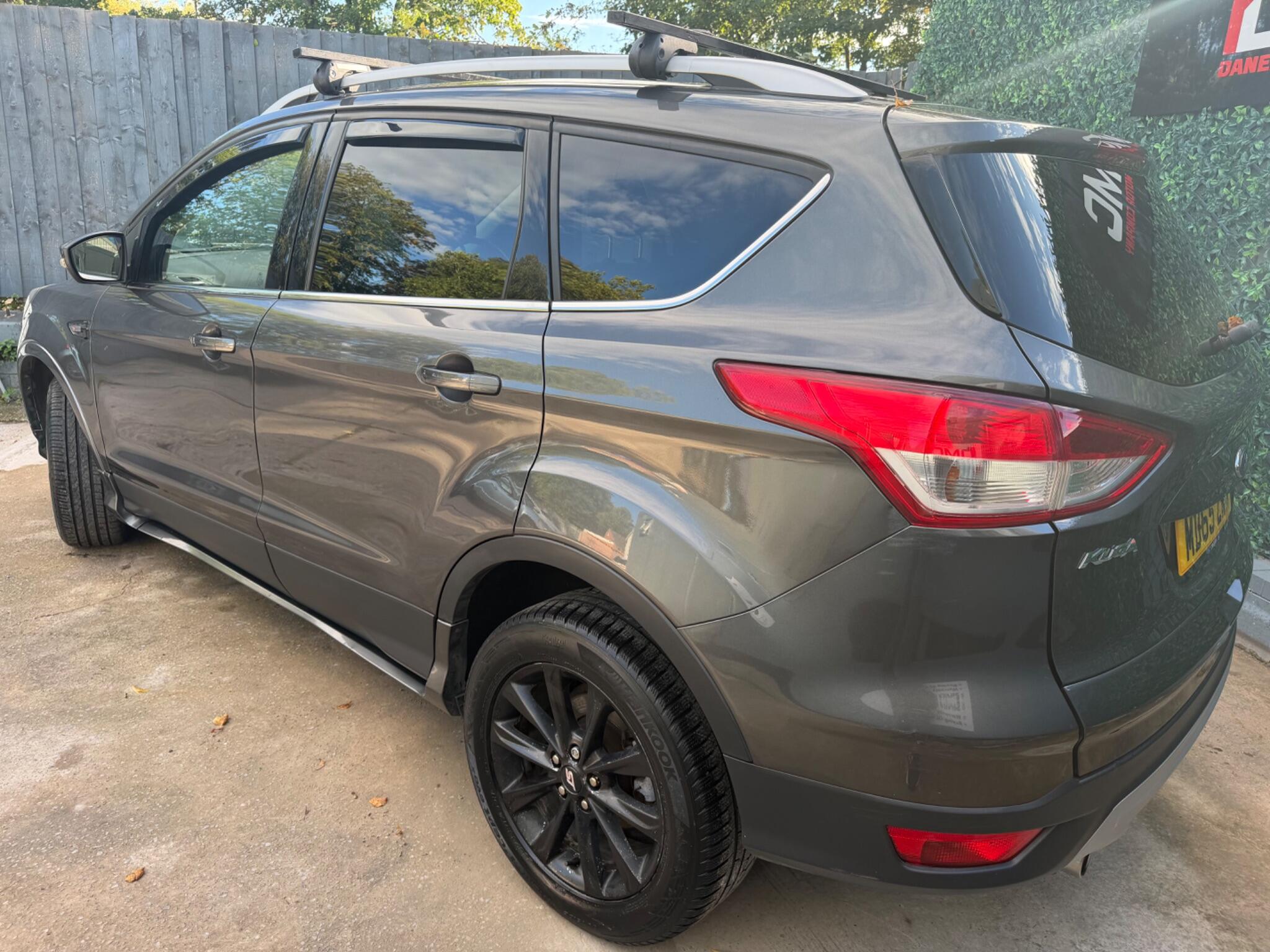 Ford Kuga view 5