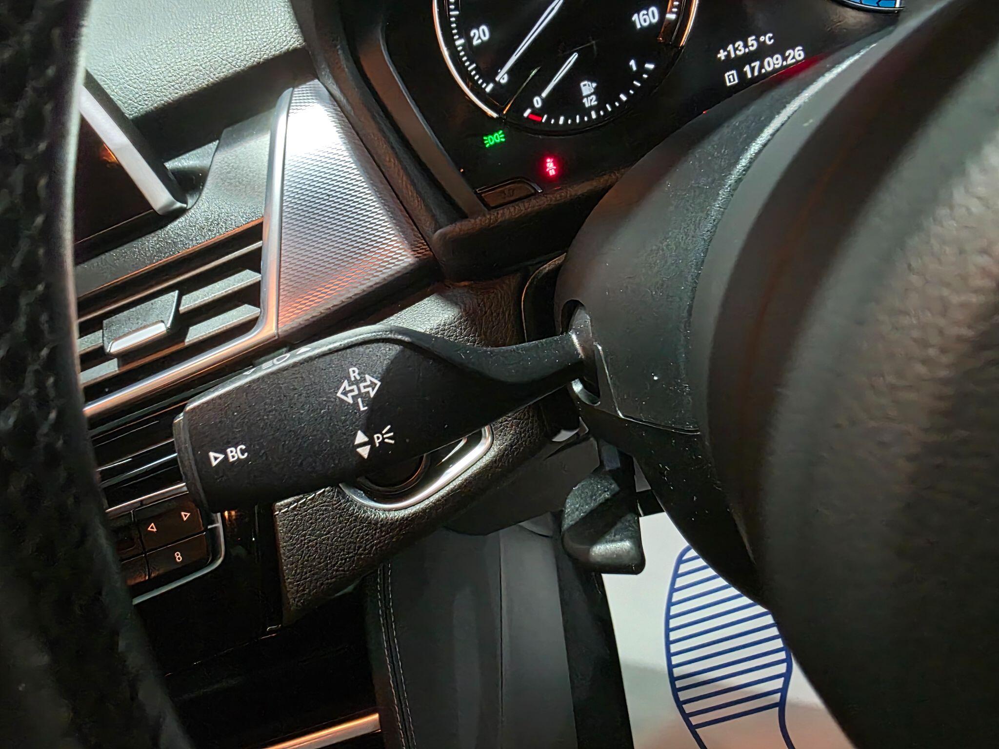 BMW 2 Series view 22