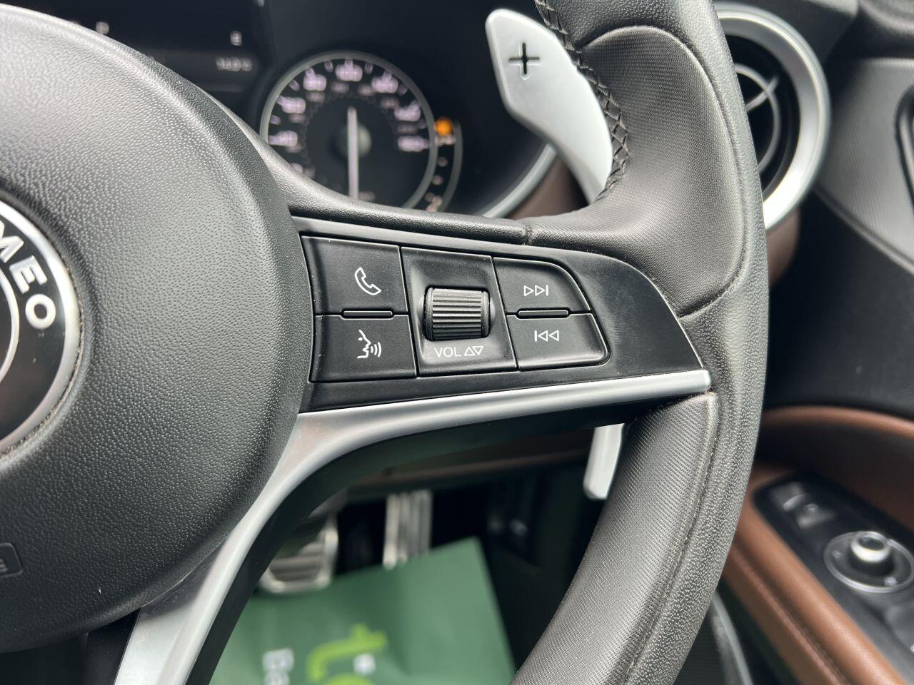 Alfa Romeo Stelvio view 62