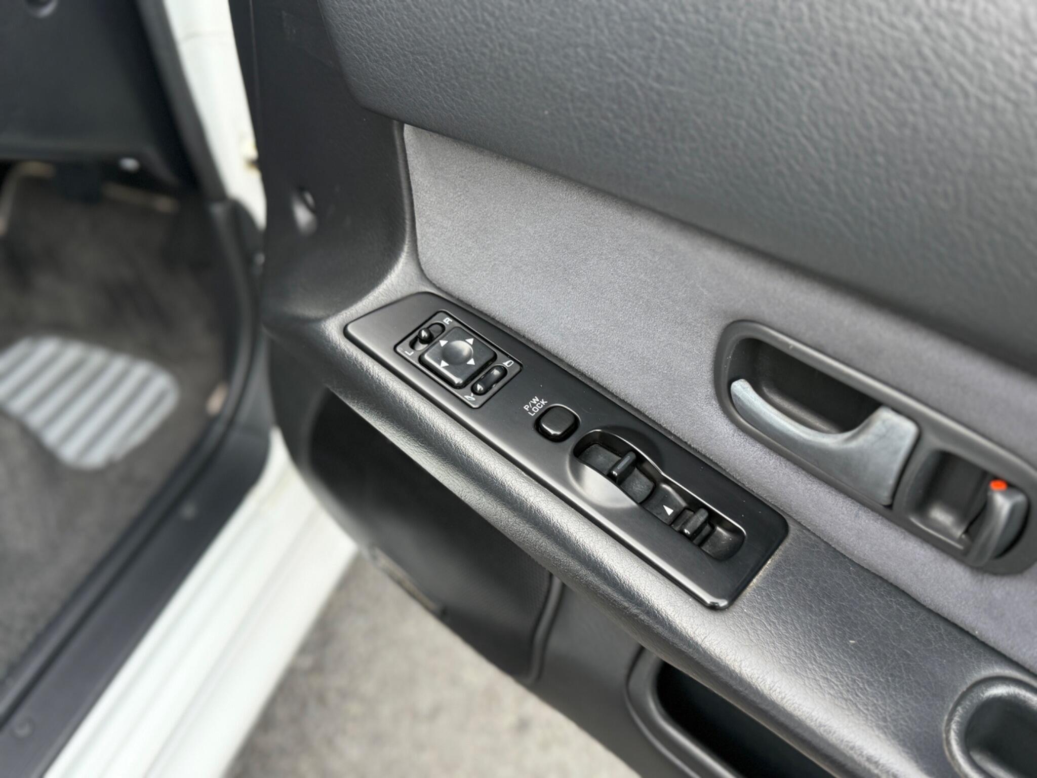 Nissan Skyline view 28