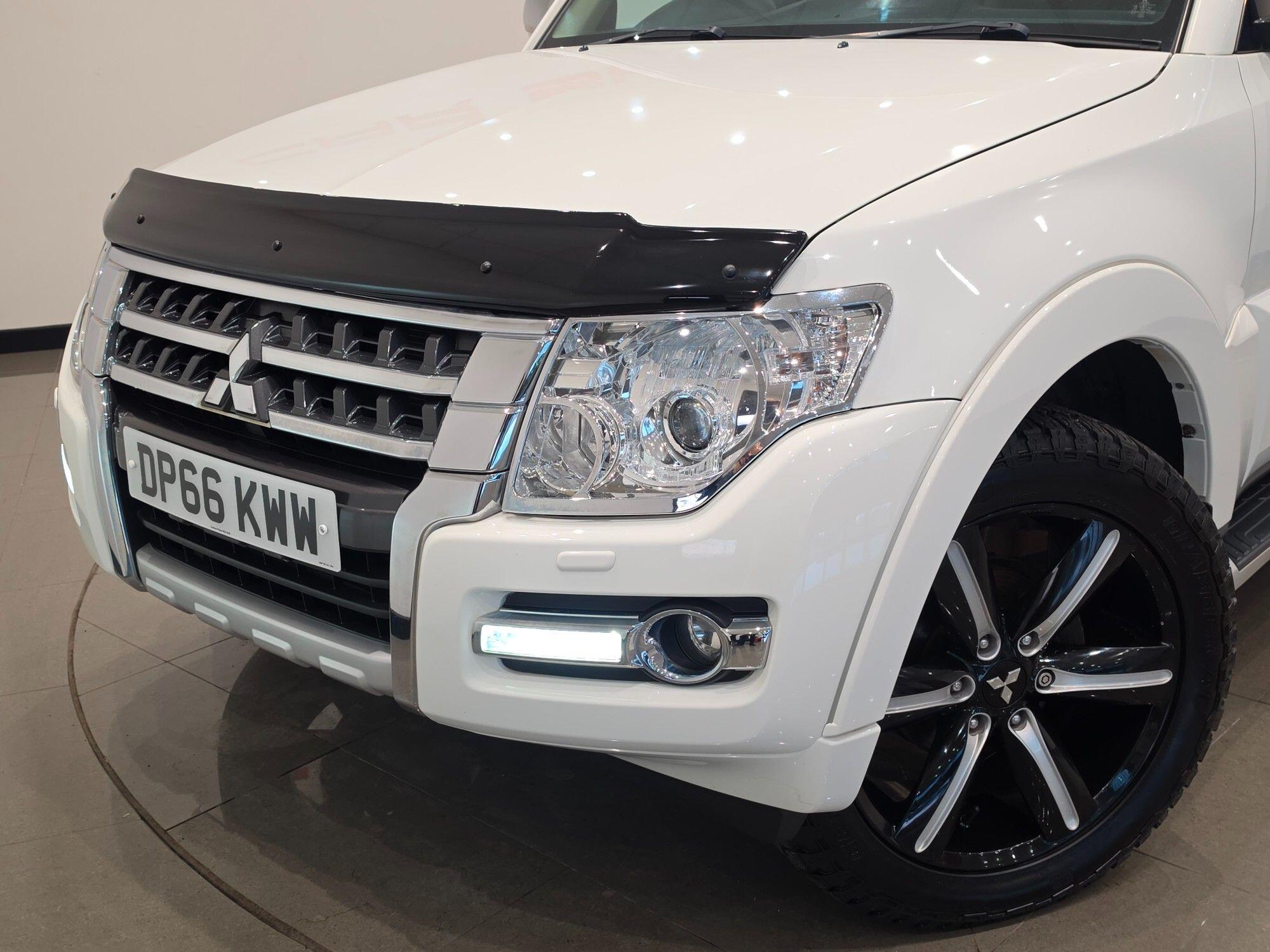 Mitsubishi Shogun view 56