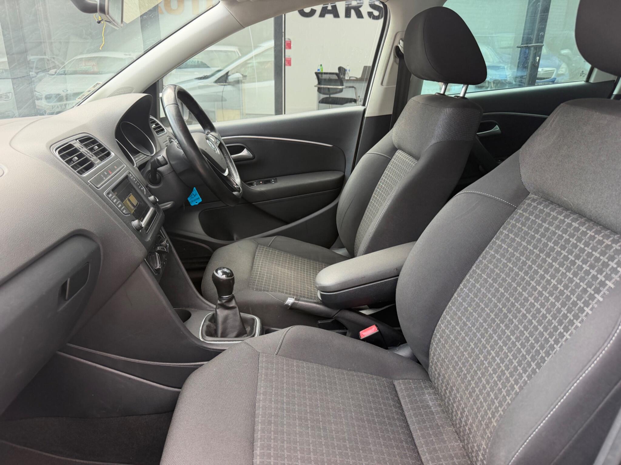 Volkswagen Polo view 15