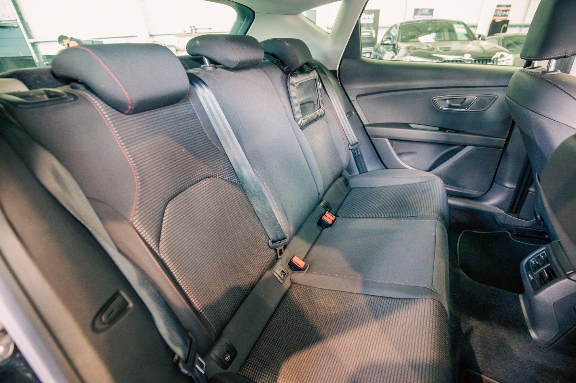 Seat Leon view 9