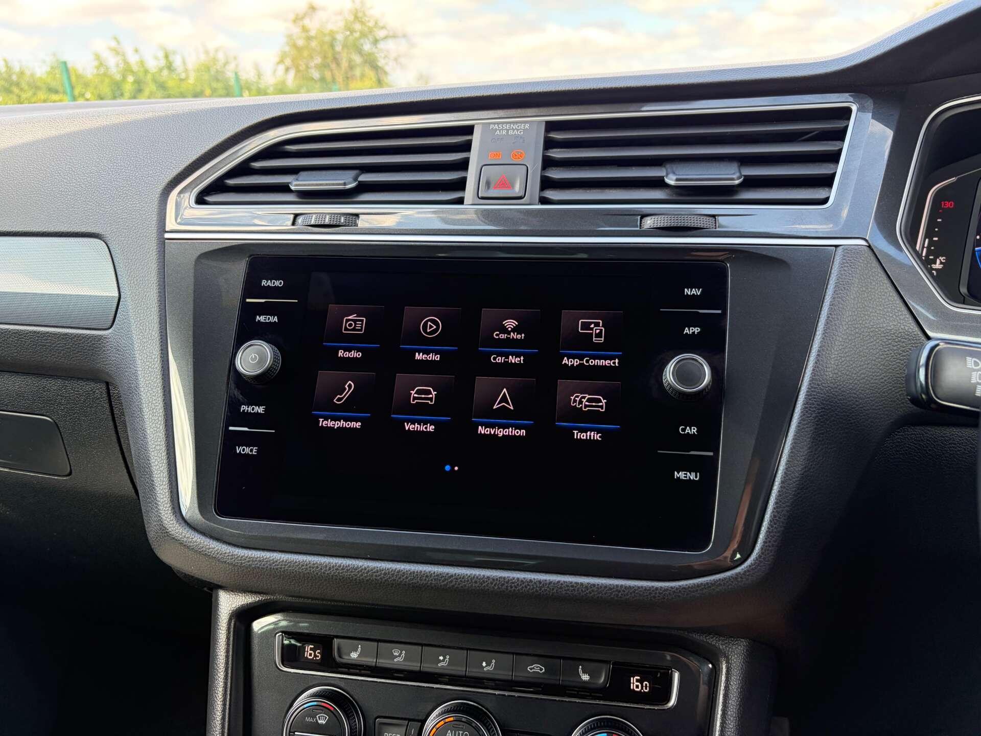 Volkswagen Tiguan view 49