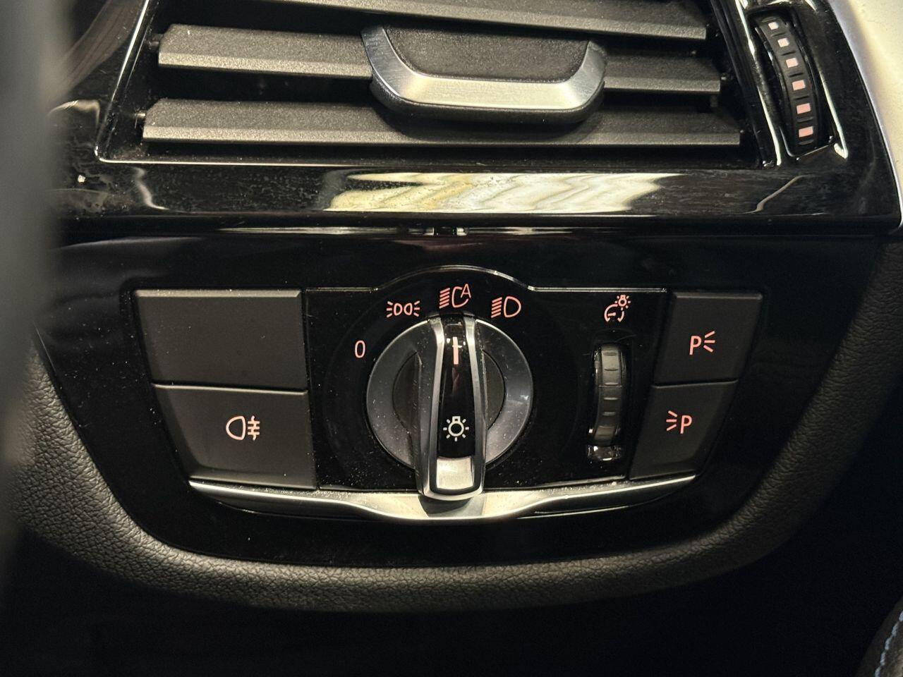 BMW 5 Series view 42