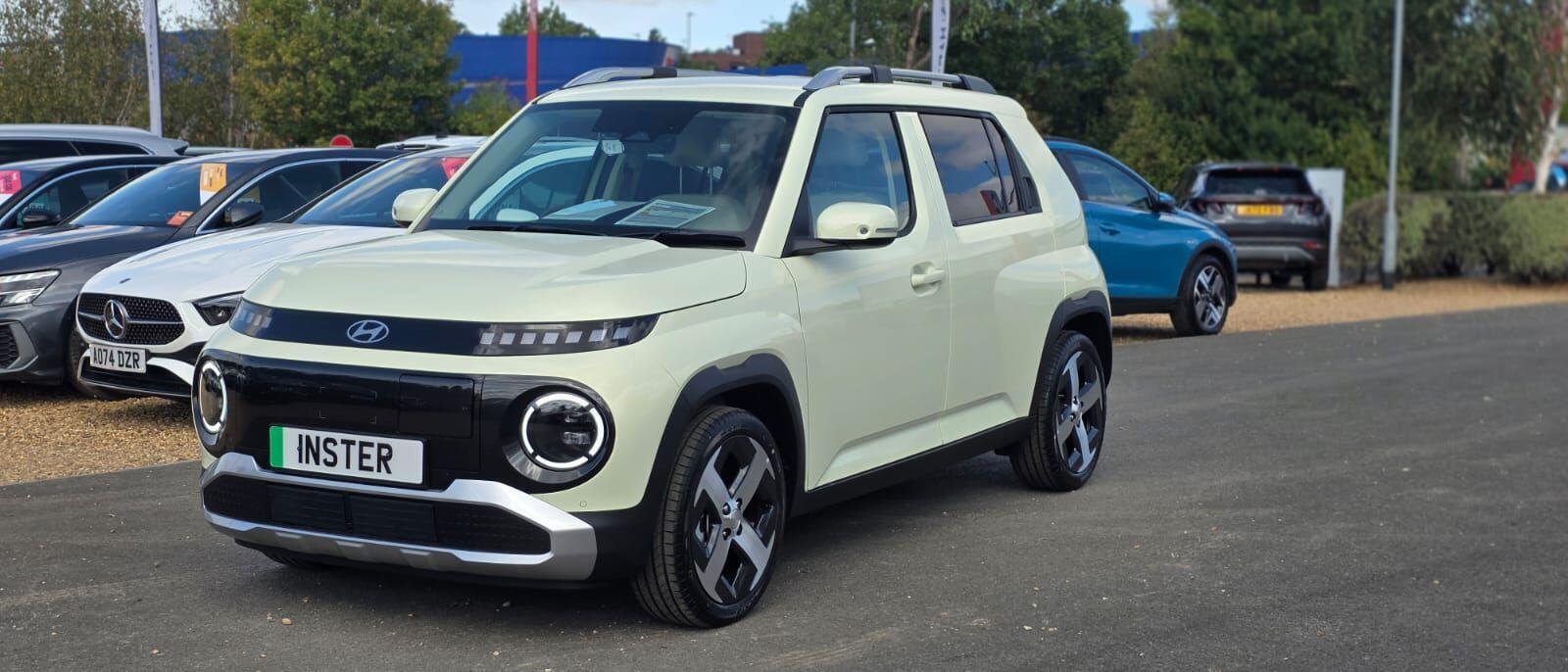 Hyundai Inster view 2