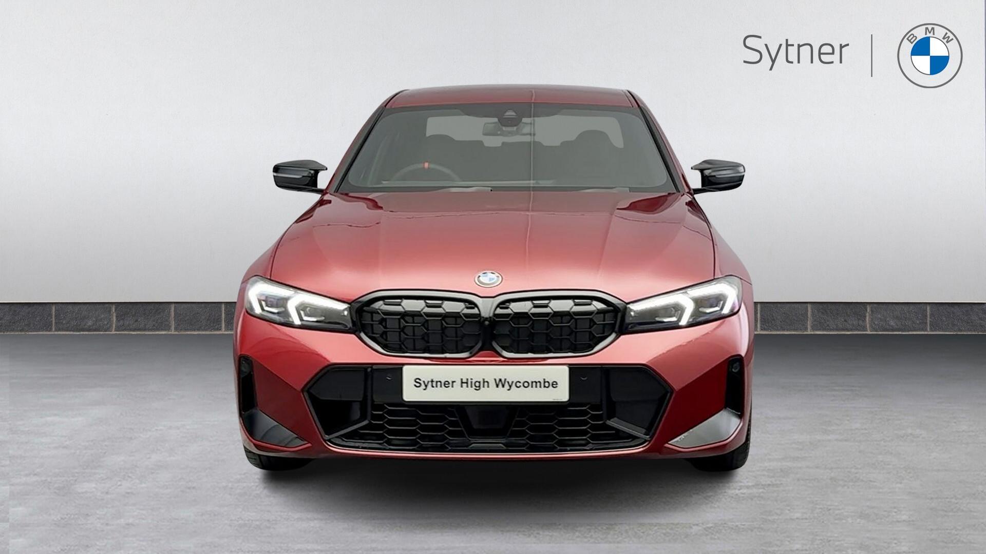 BMW 3 Series view 16