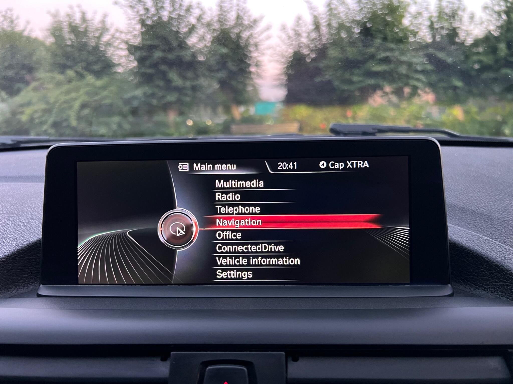 BMW 2 Series view 40