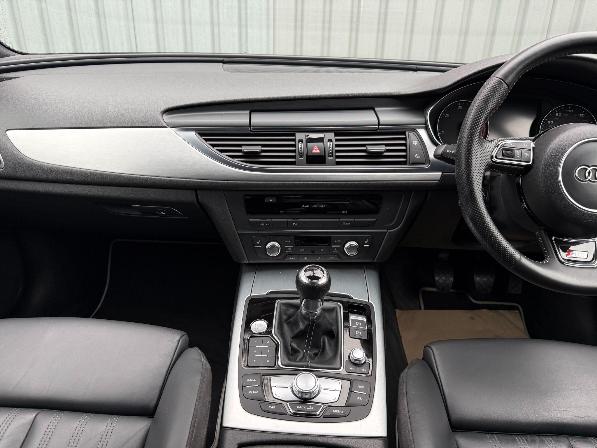 Audi A6 view 25
