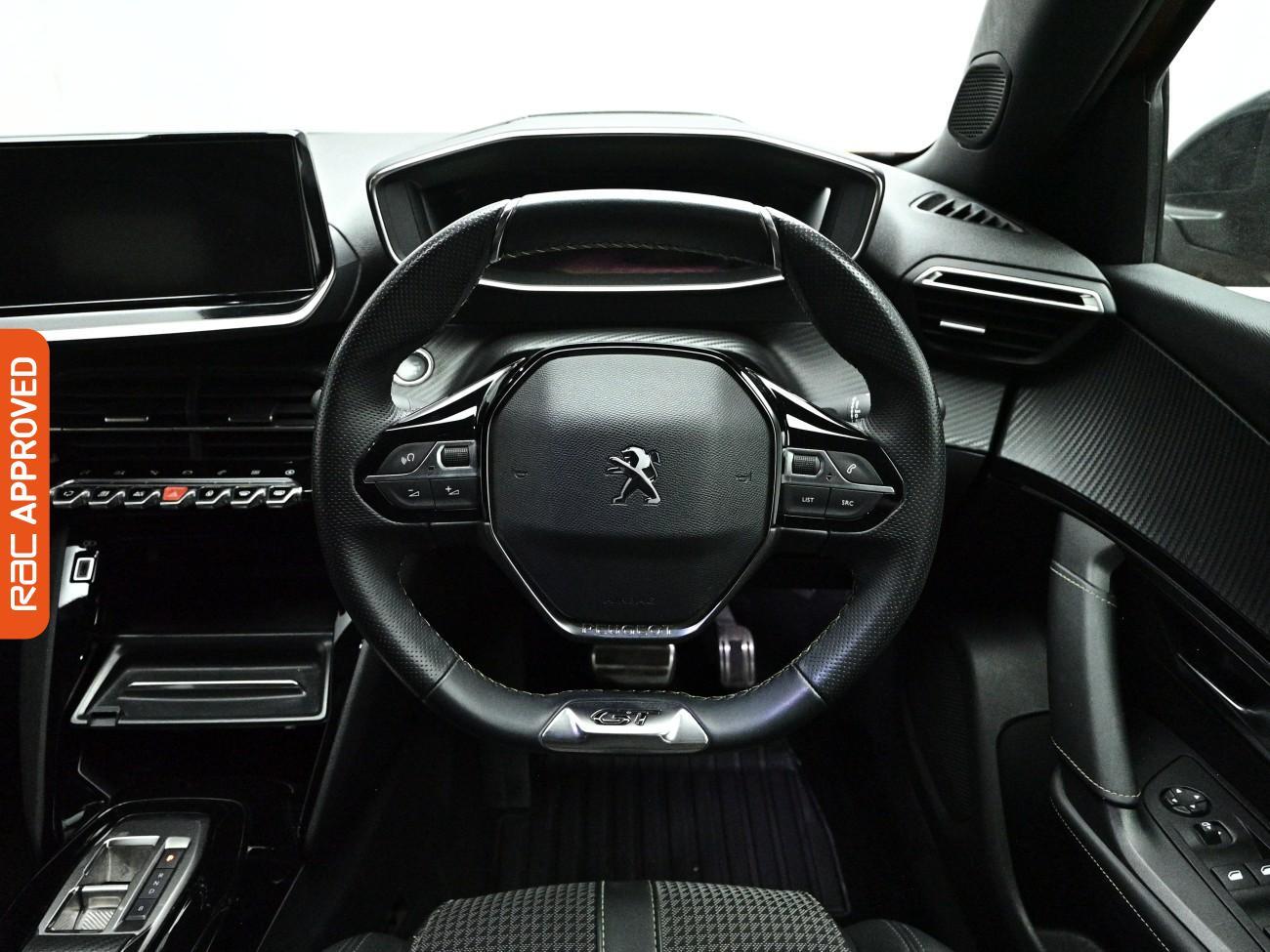 Peugeot e-2008 view 10