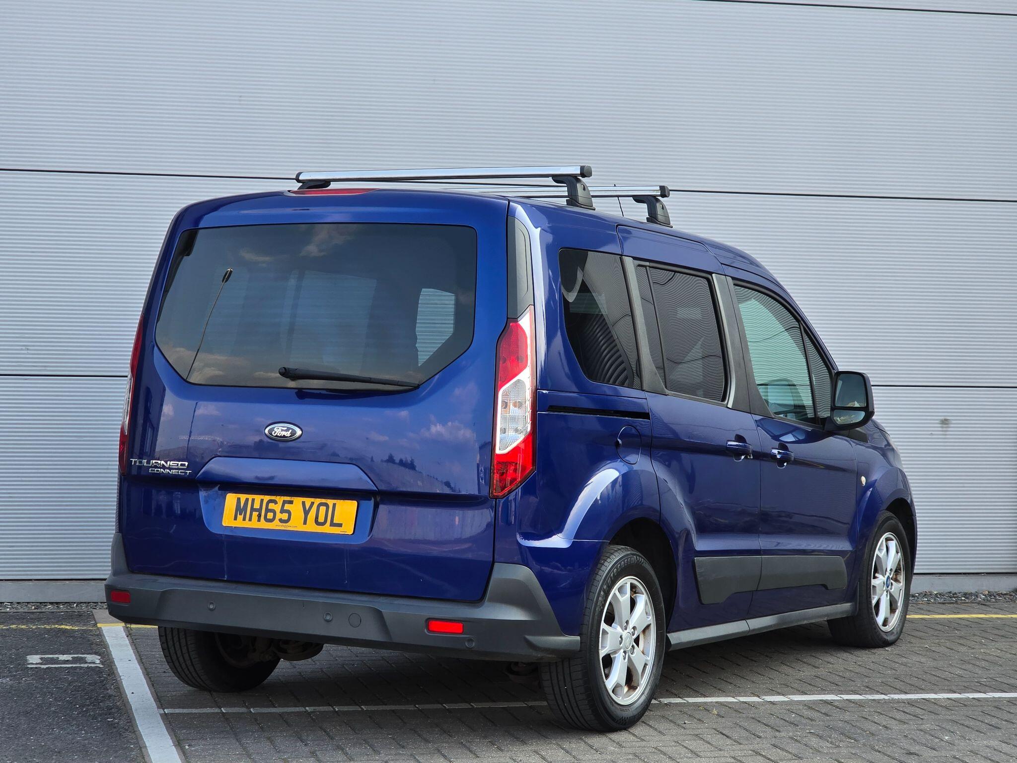 Ford Tourneo Connect view 7