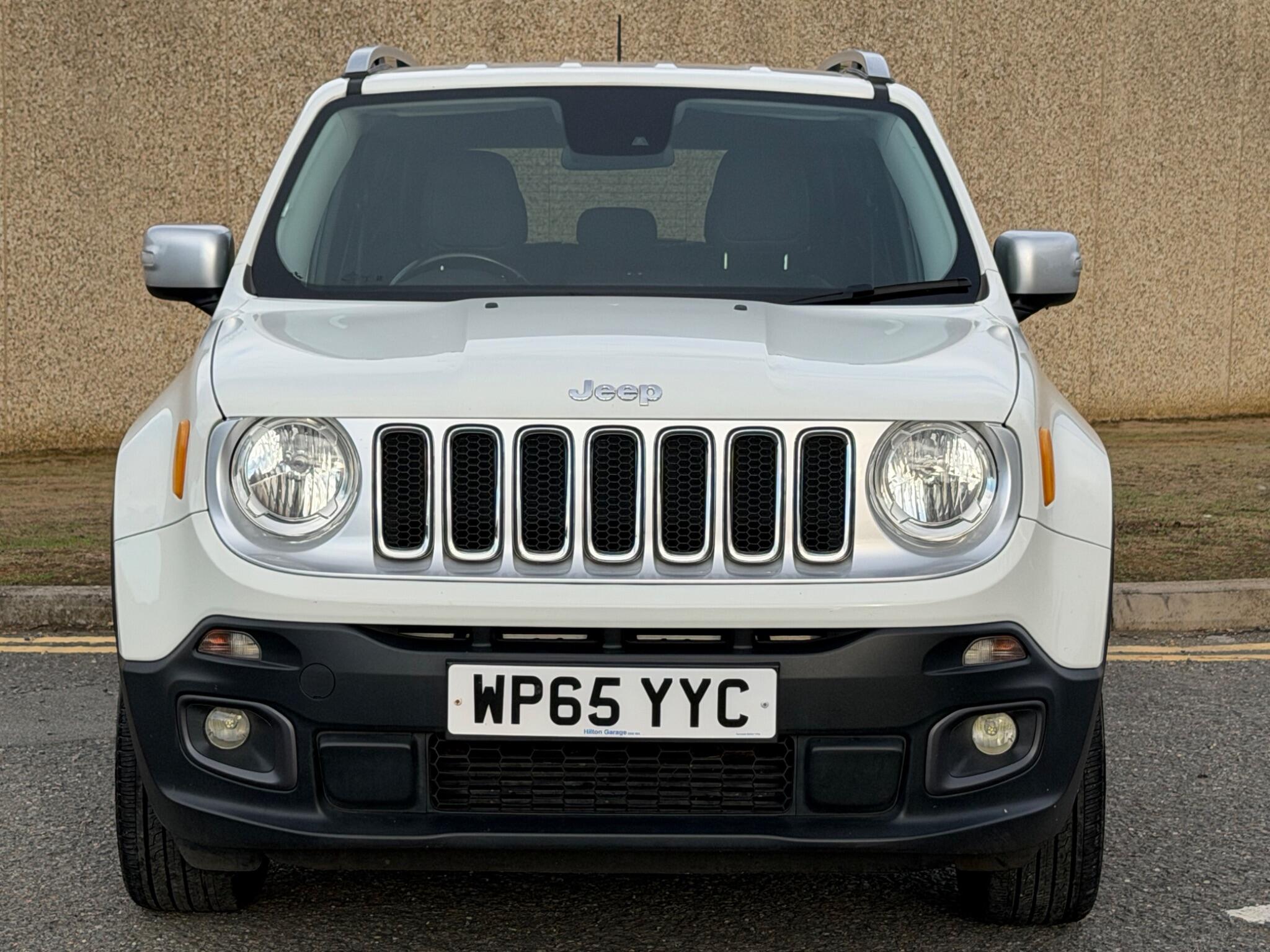 Jeep Renegade view 2