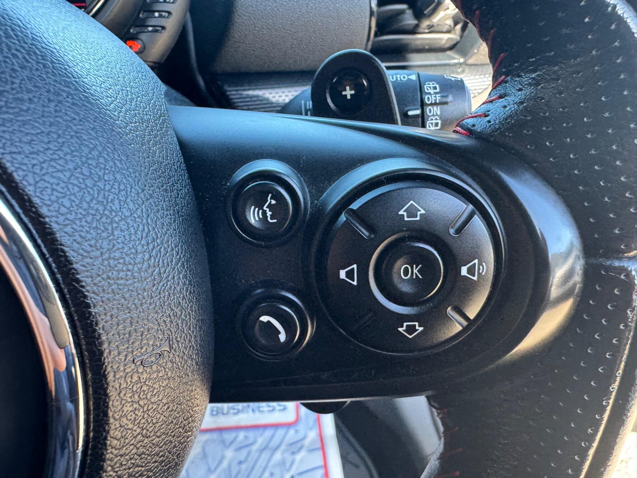 Mini Clubman view 30