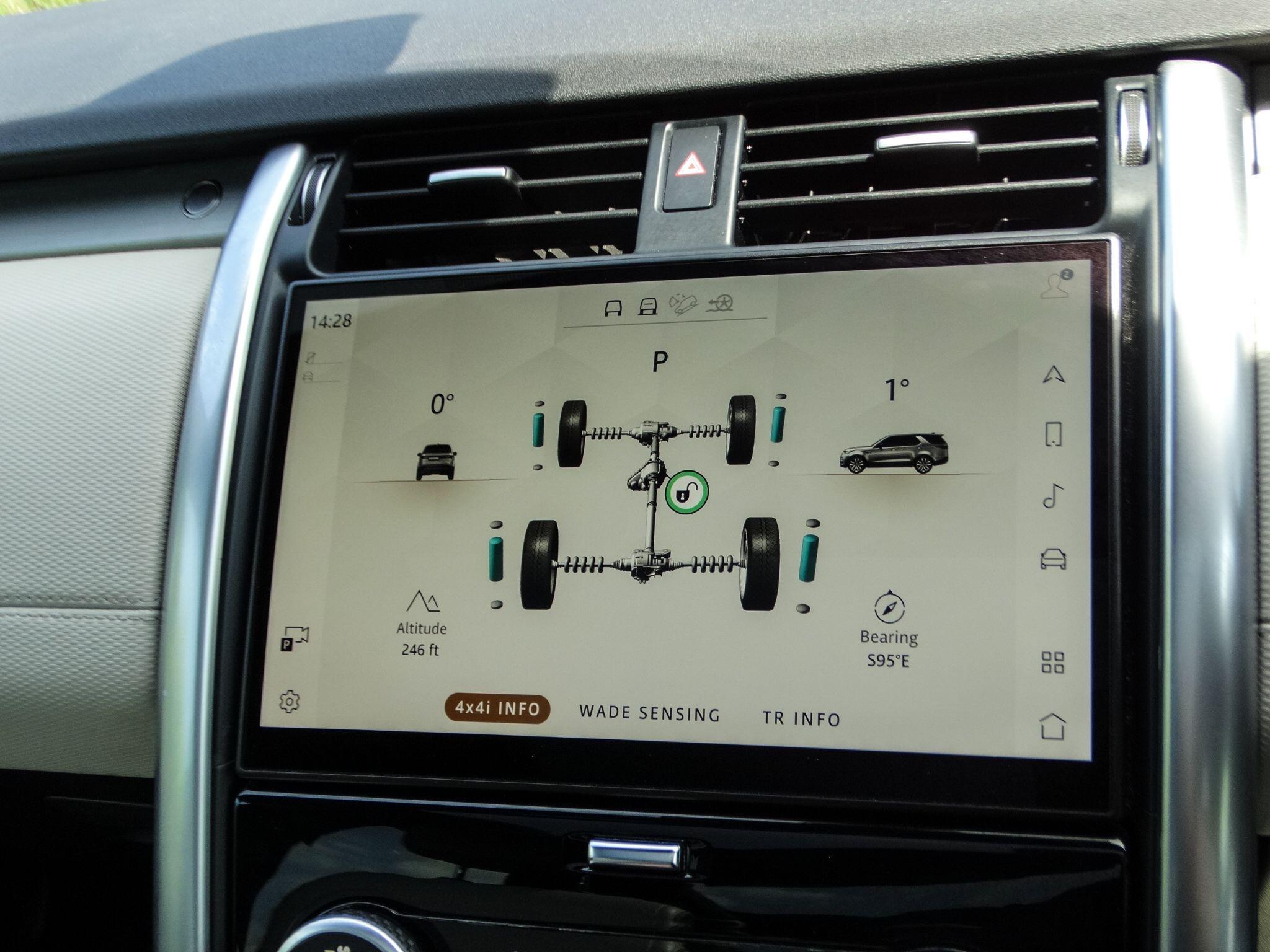 Land Rover Discovery 3 view 34
