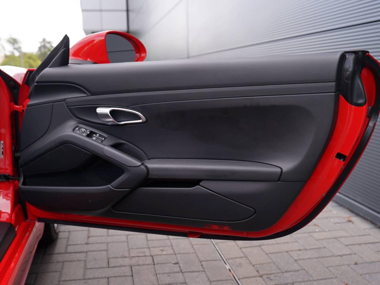Porsche Boxster view 40