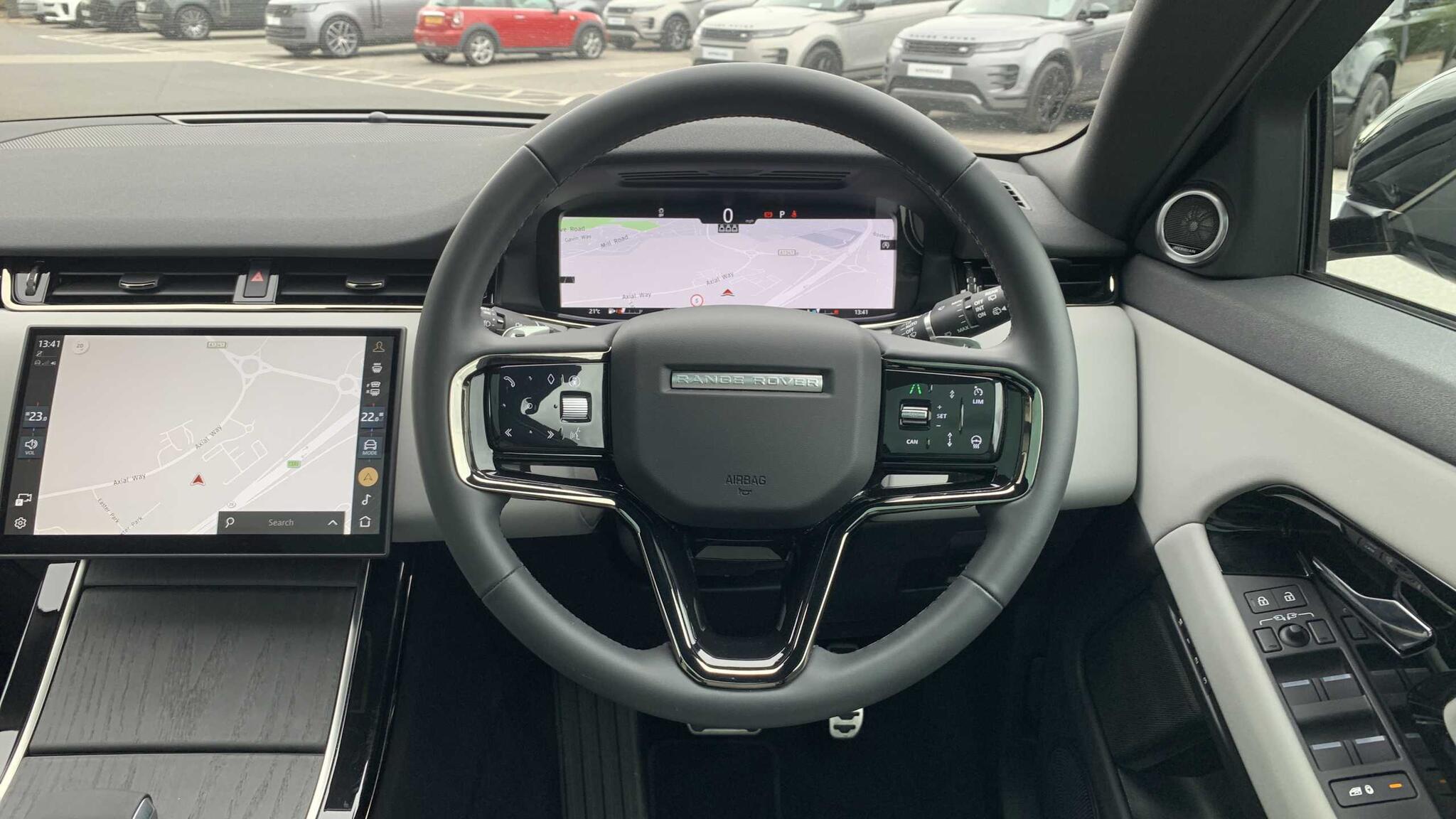 Land Rover Range Rover Evoque view 15