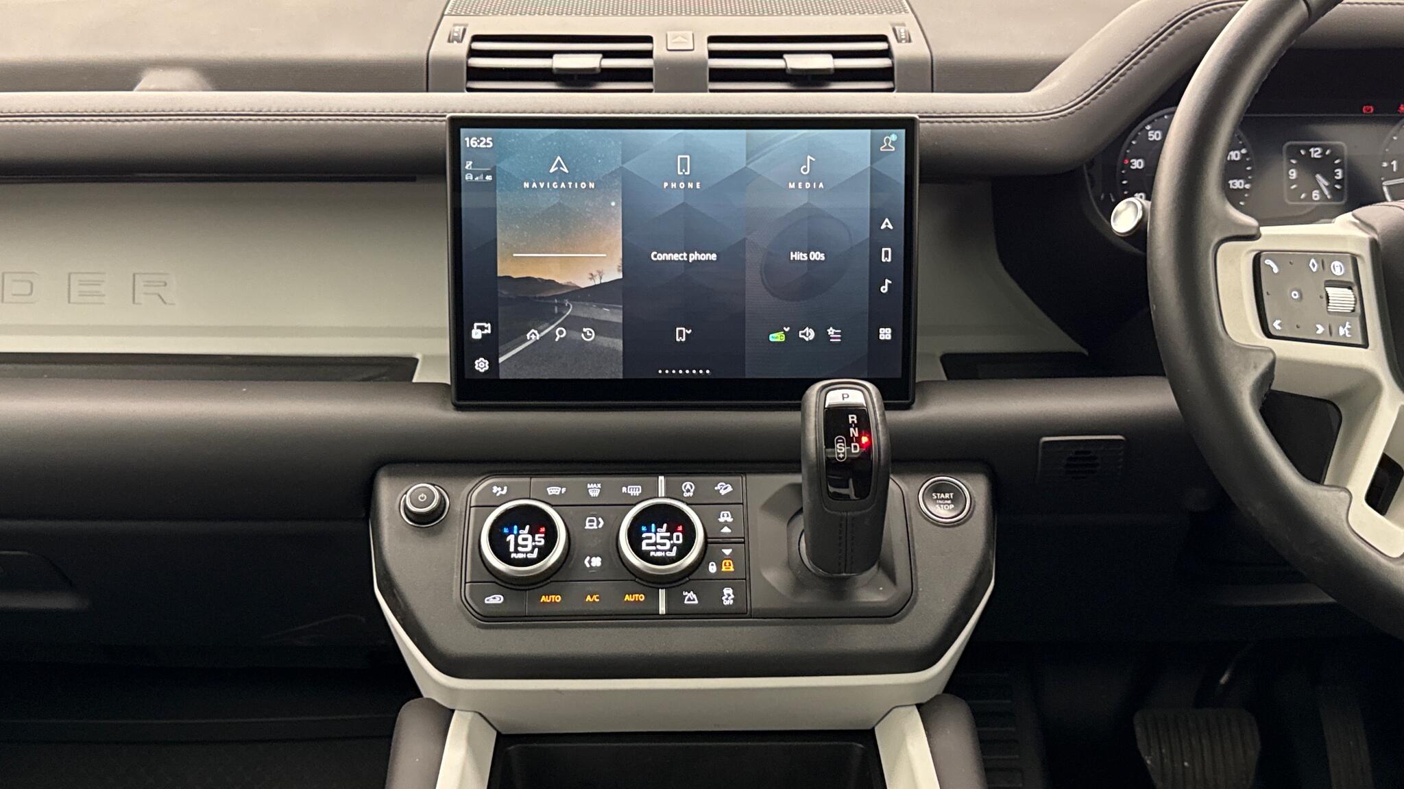 Land Rover Defender view 14