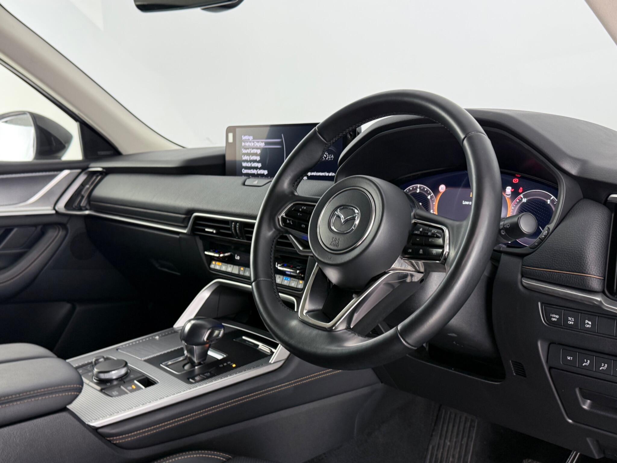 Mazda CX-60 view 3