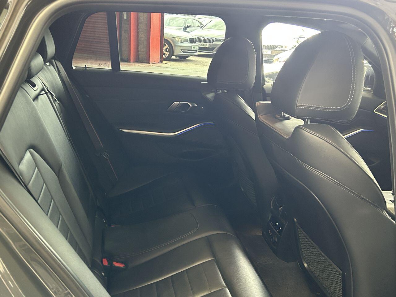 BMW 3 Series view 59