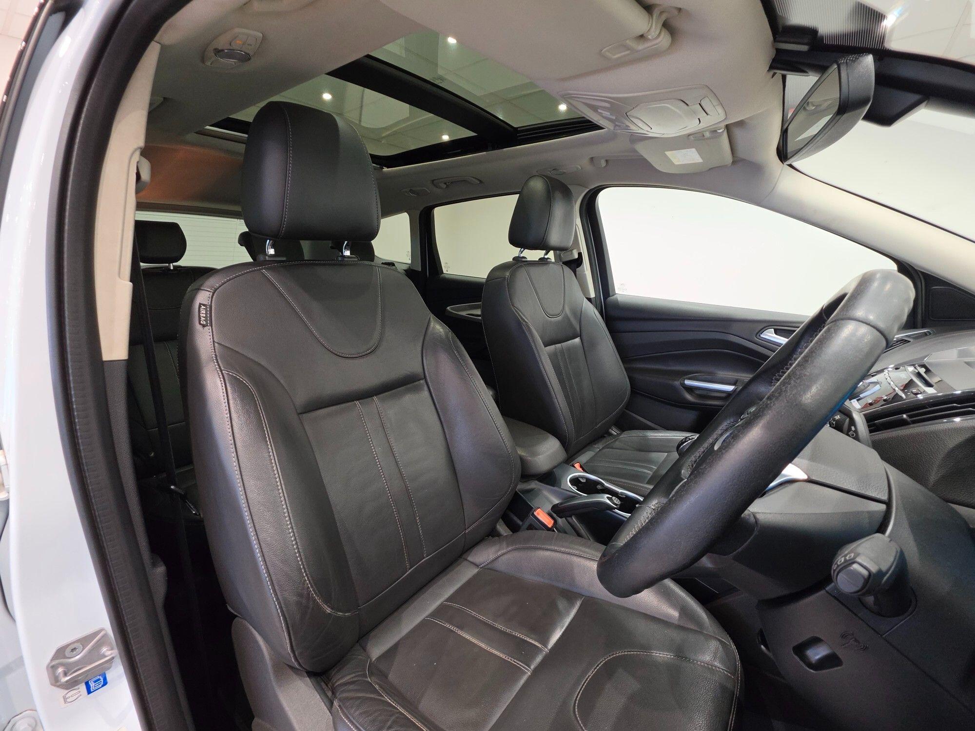 Ford Kuga view 24