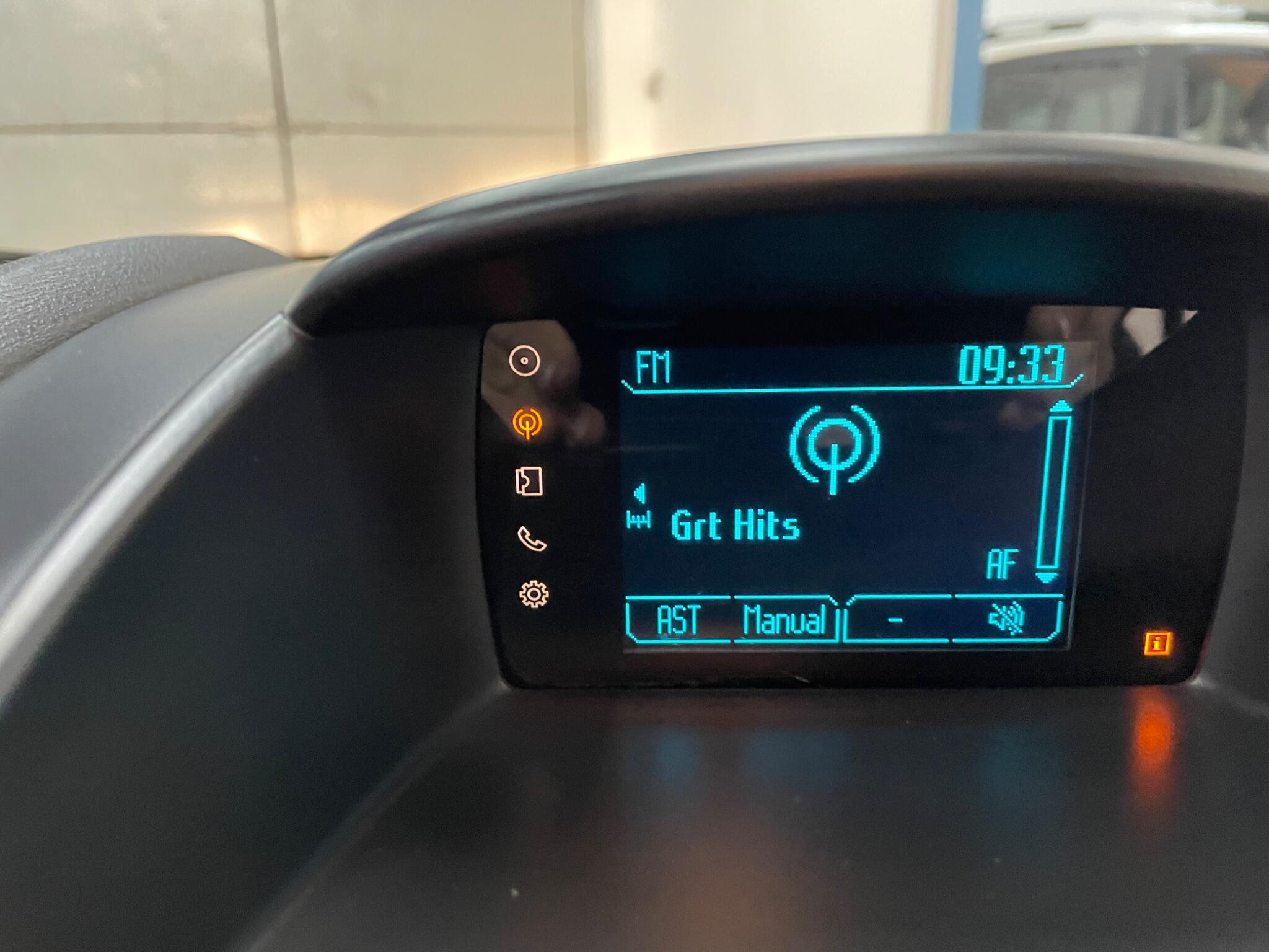 Ford Fiesta view 14