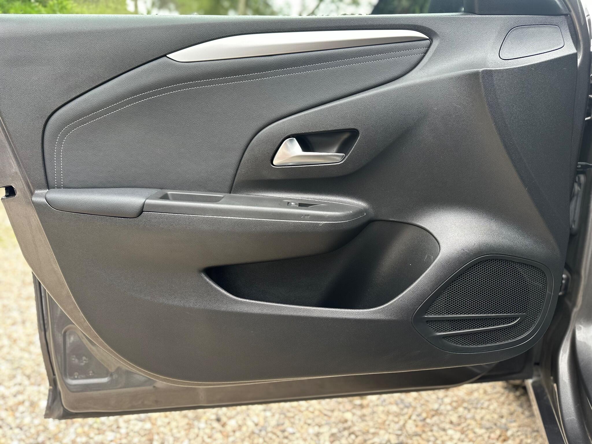 Vauxhall Corsa view 62