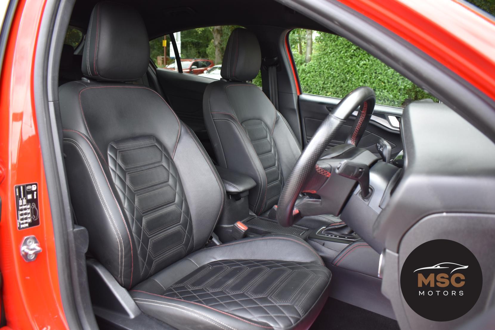 Ford Focus view 34