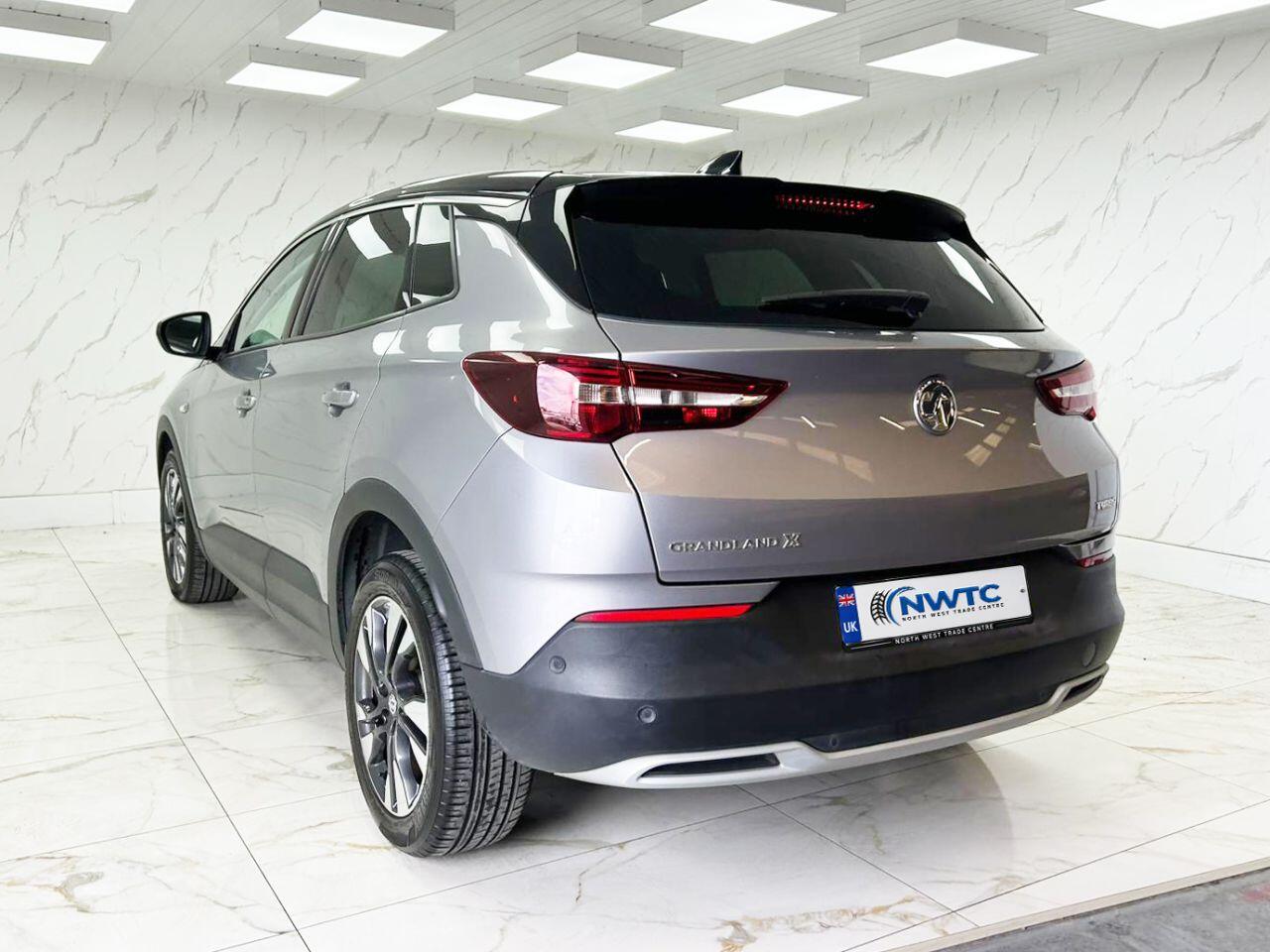 Vauxhall Grandland X view 9