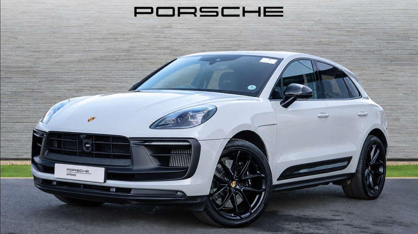 Porsche Macan view 2