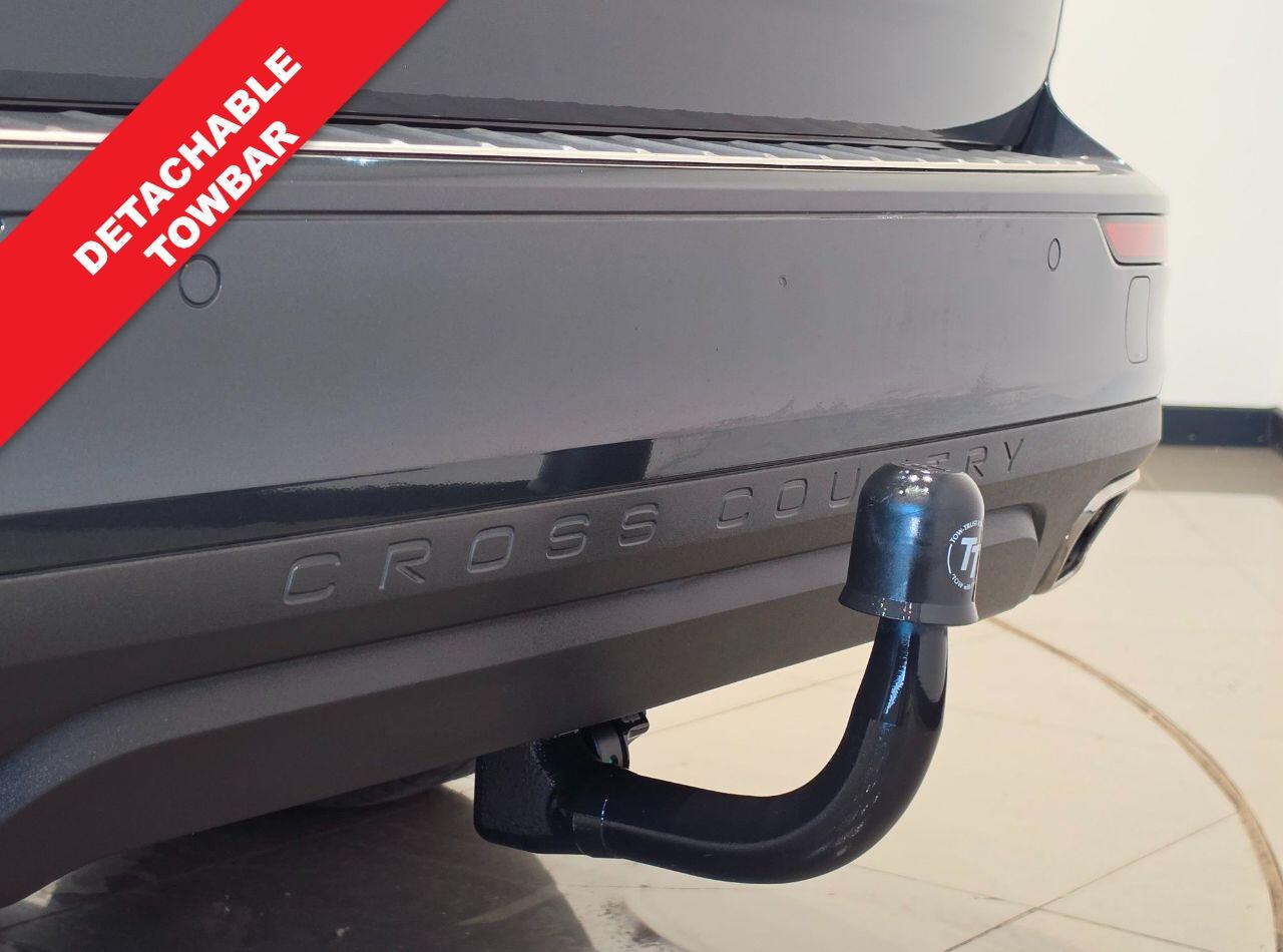 Volvo V60 Cross Country view 15