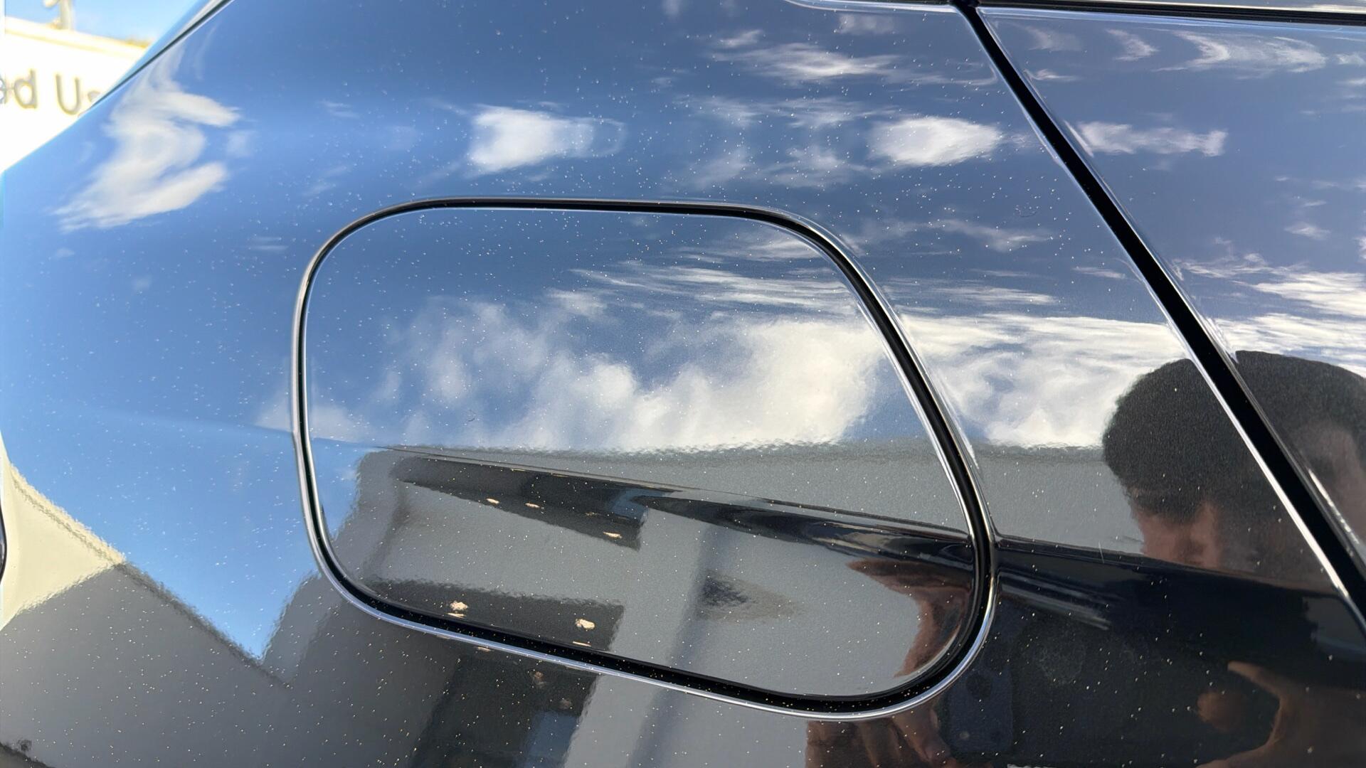 BMW 1 Series view 32