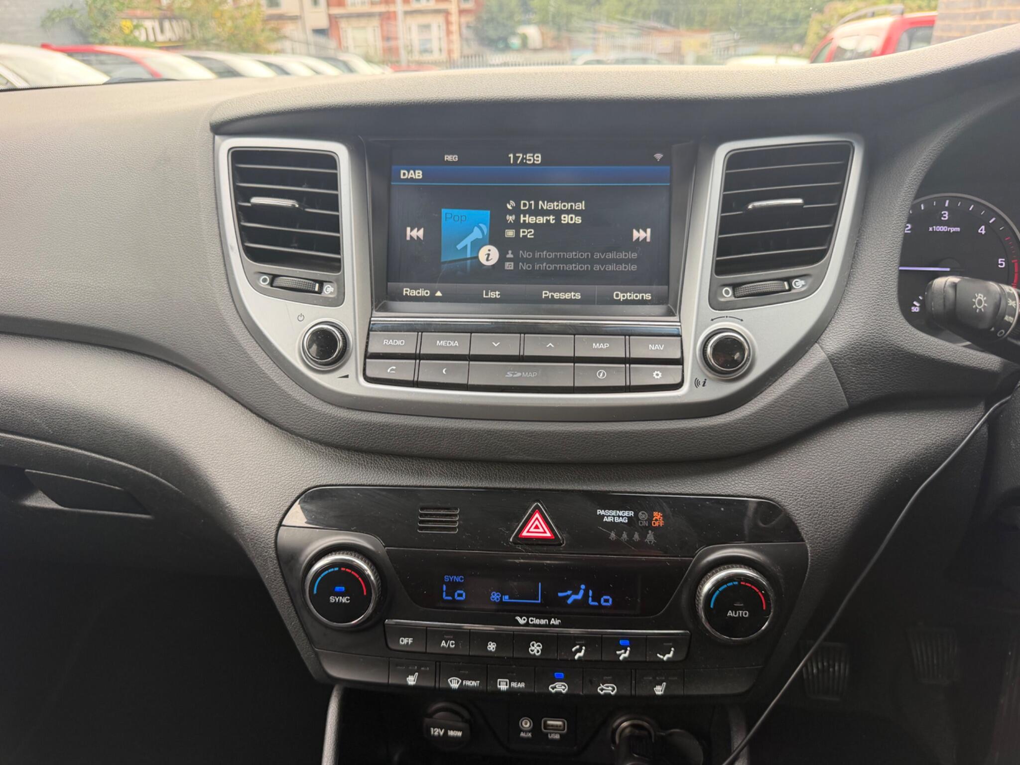 Hyundai Tucson view 32
