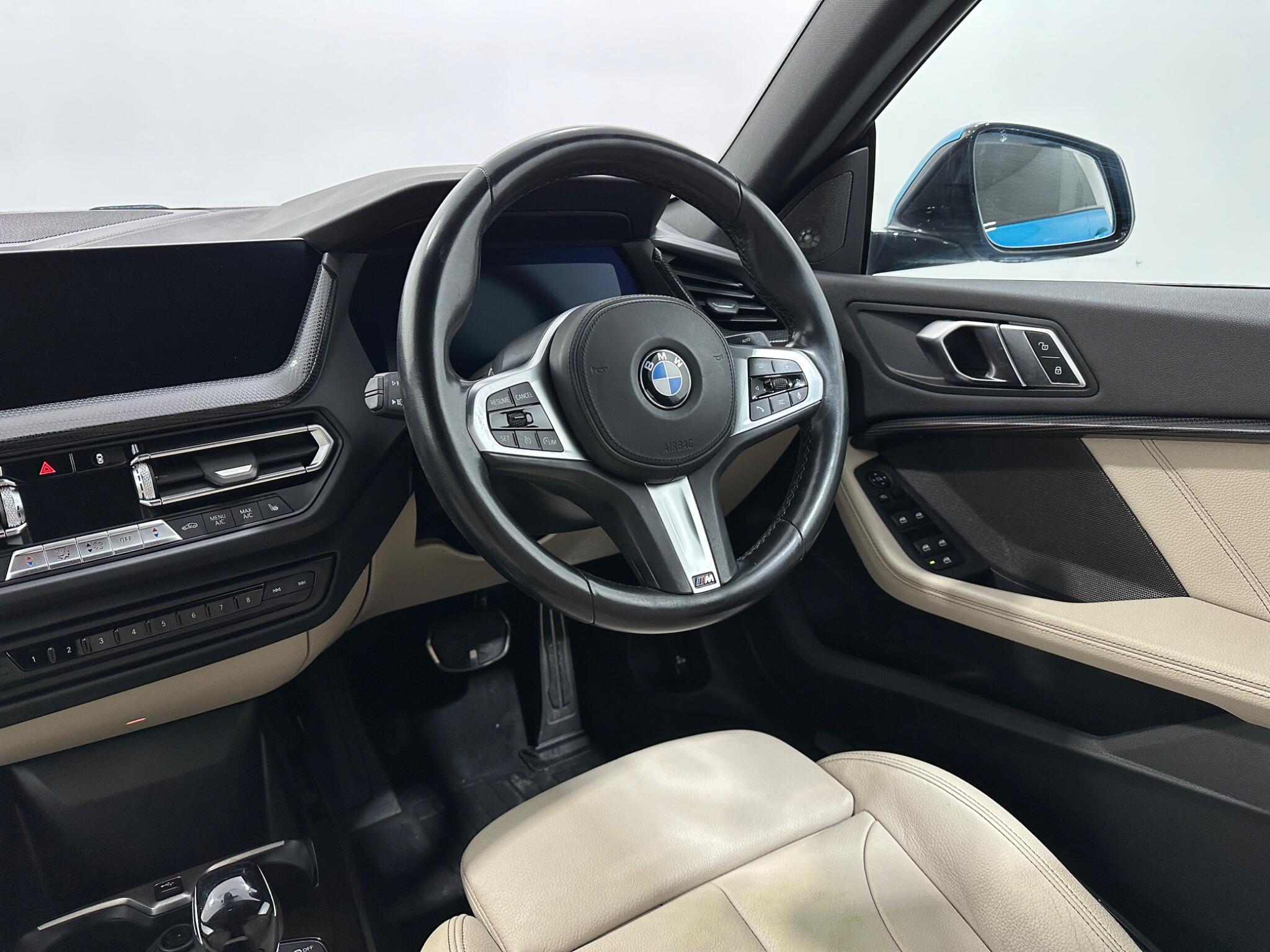 BMW 2 Series view 12