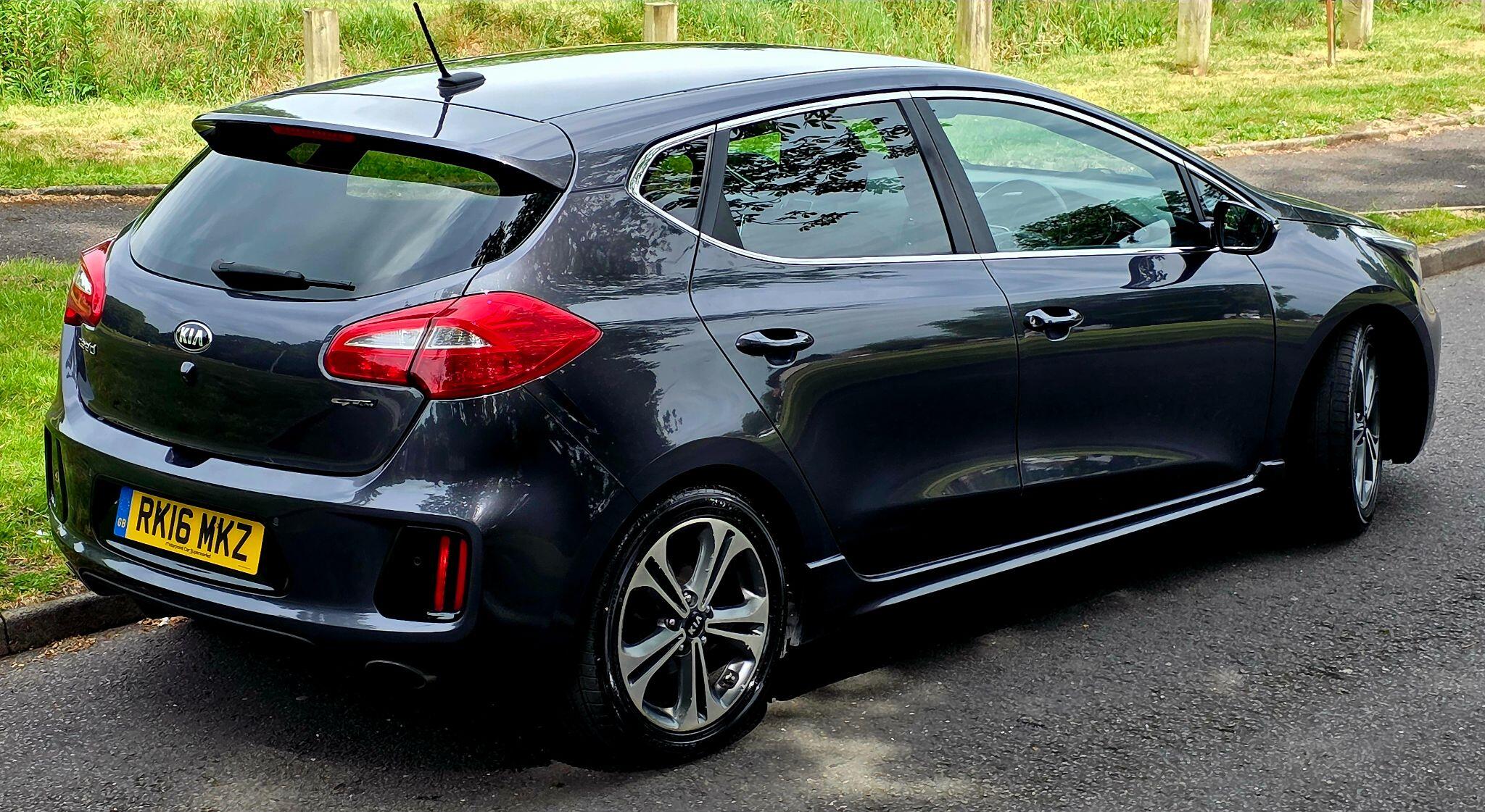 Kia Ceed view 11