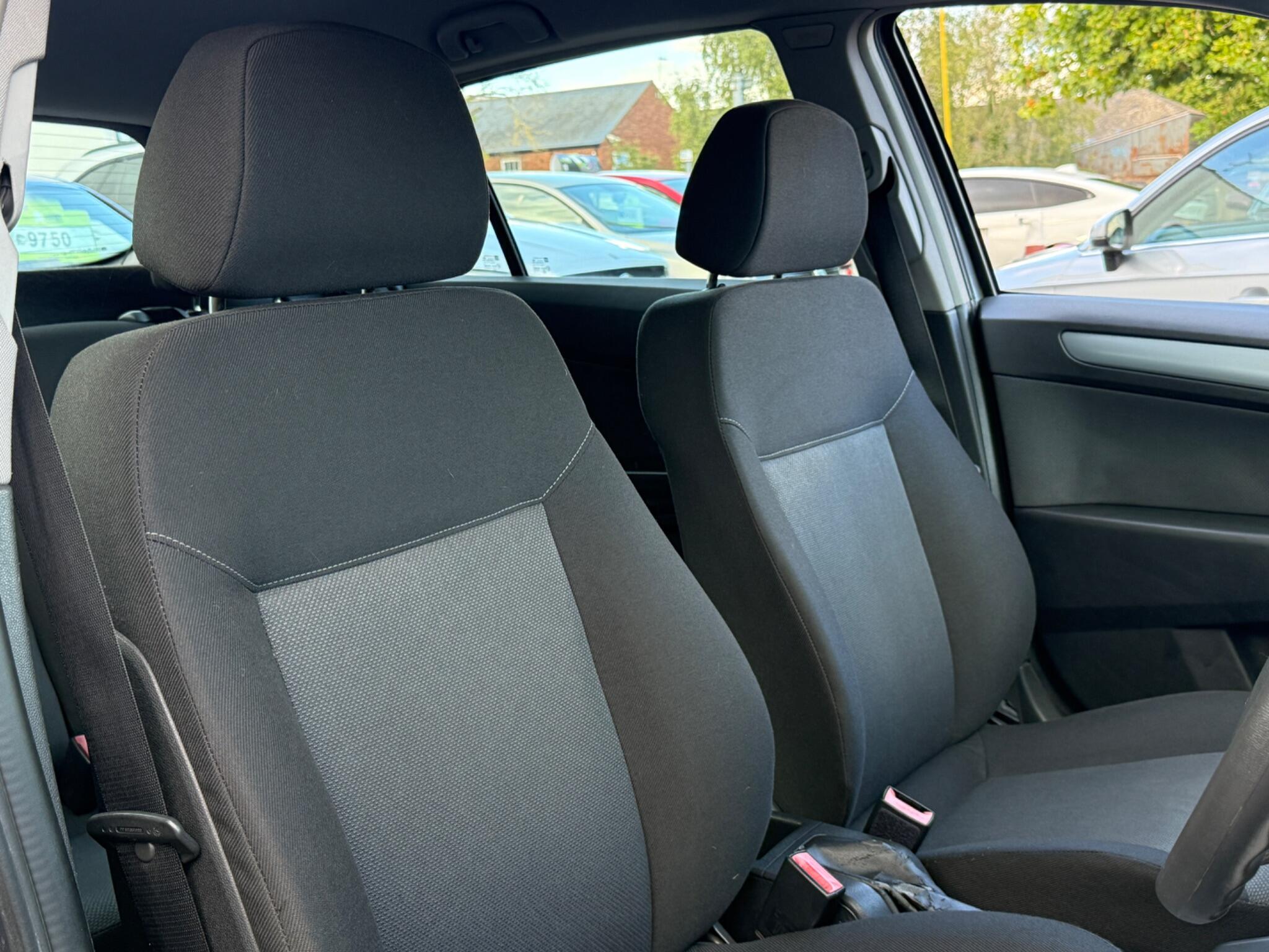 Vauxhall Astra - Image 31