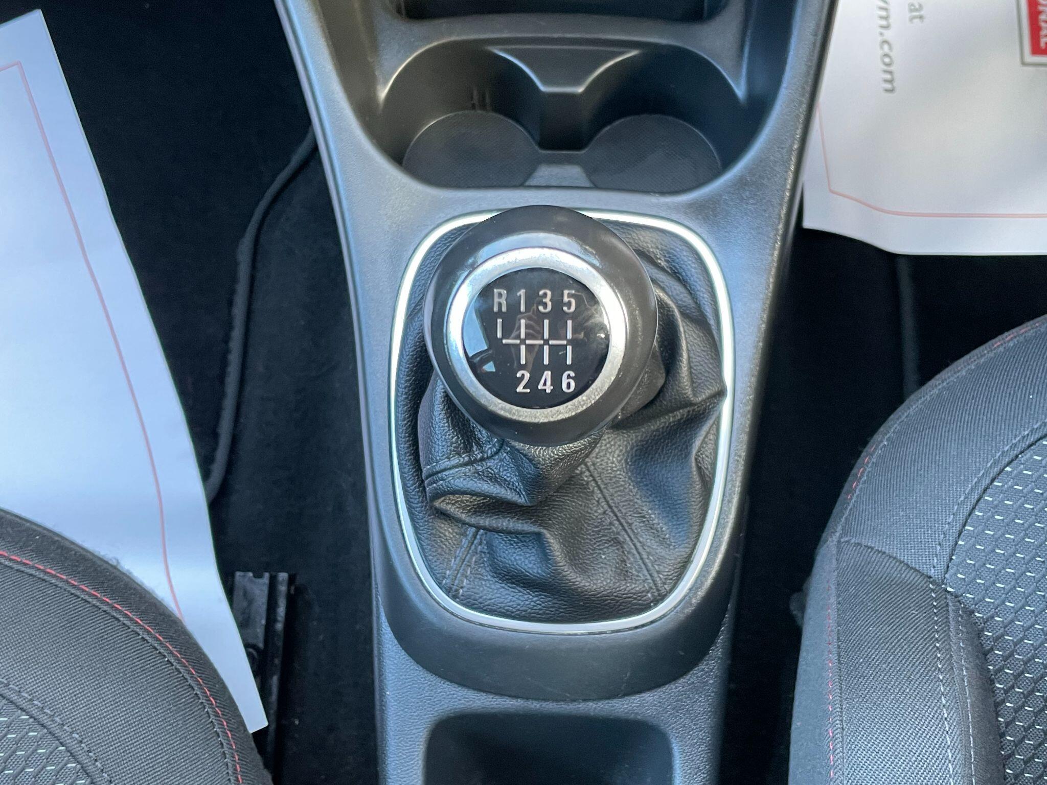Vauxhall Corsa view 27