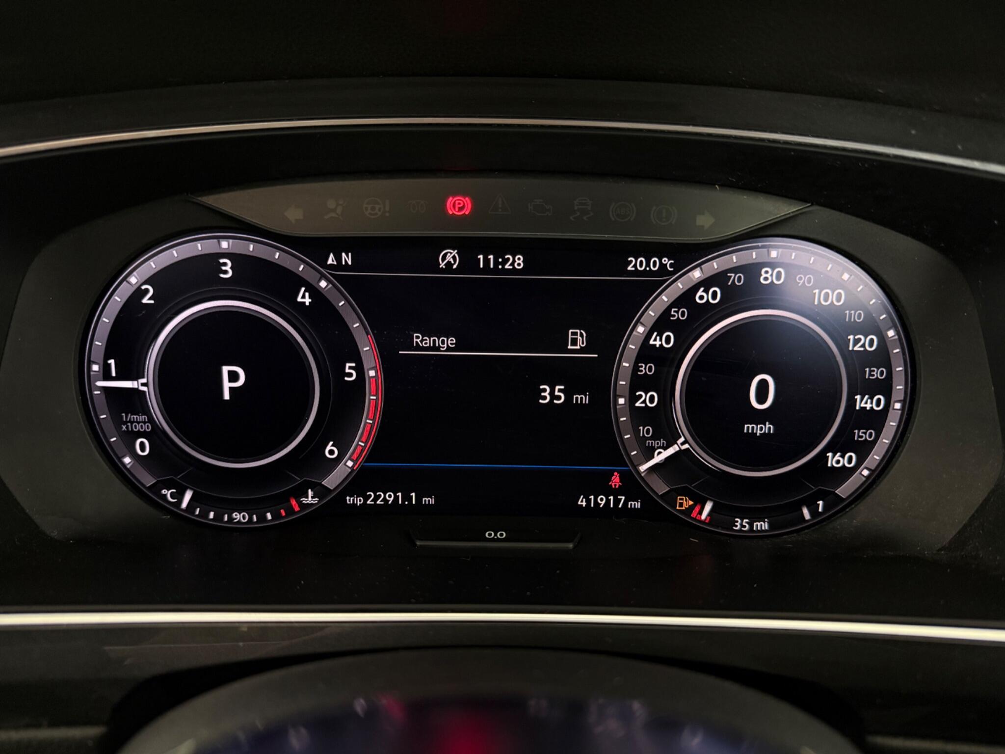 Volkswagen Tiguan Allspace view 15