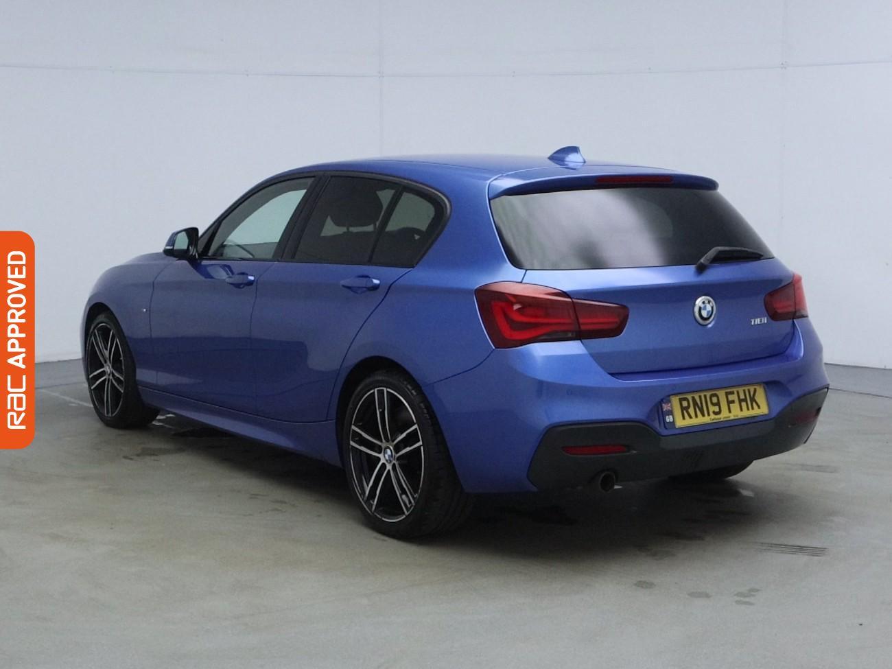 BMW 1 Series view 4