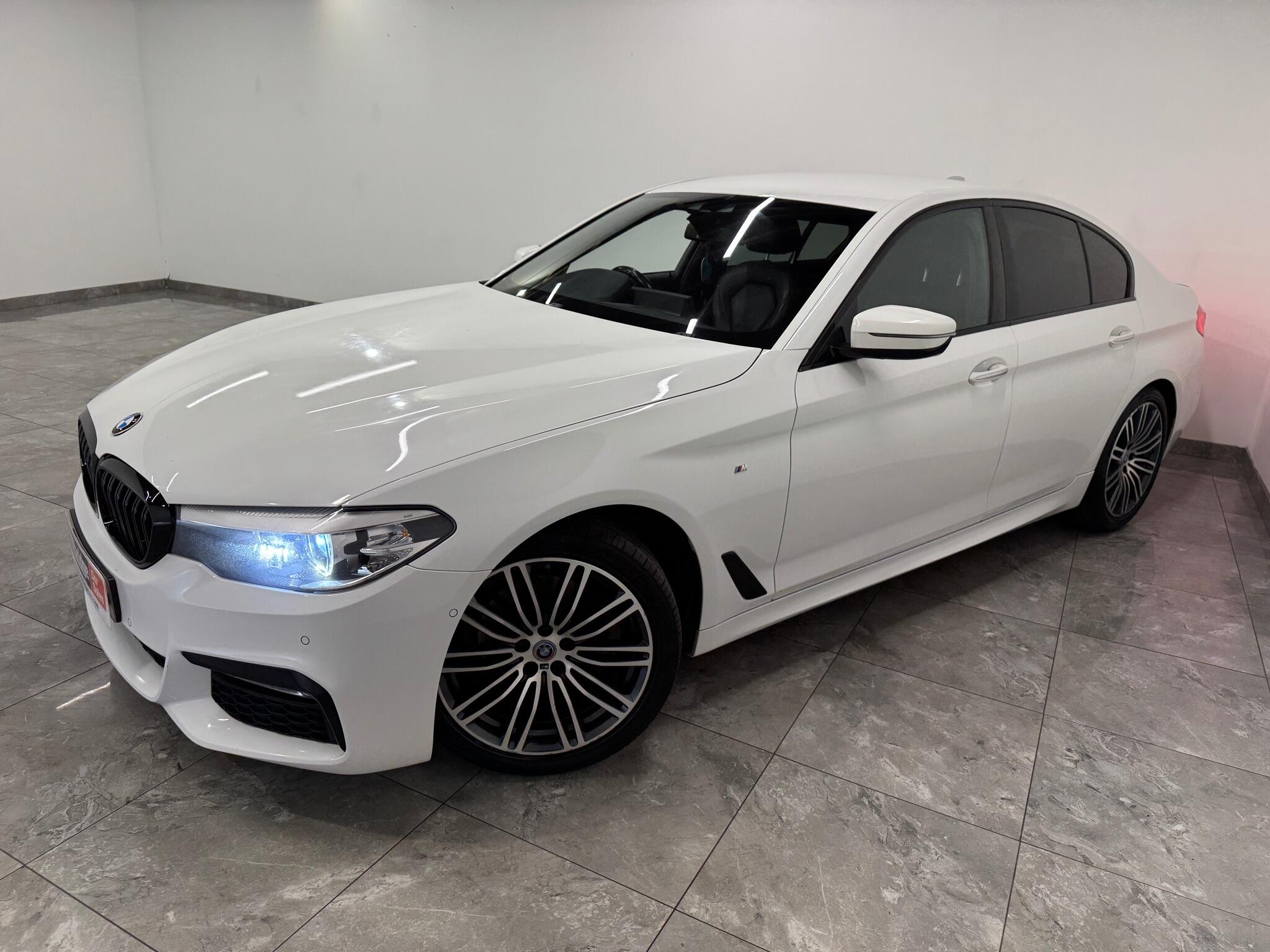 BMW 5 Series view 4