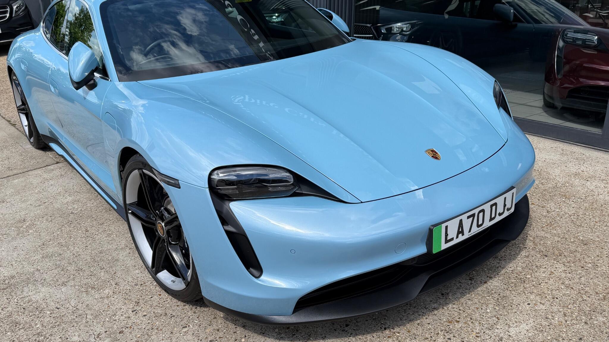 Porsche Taycan view 7