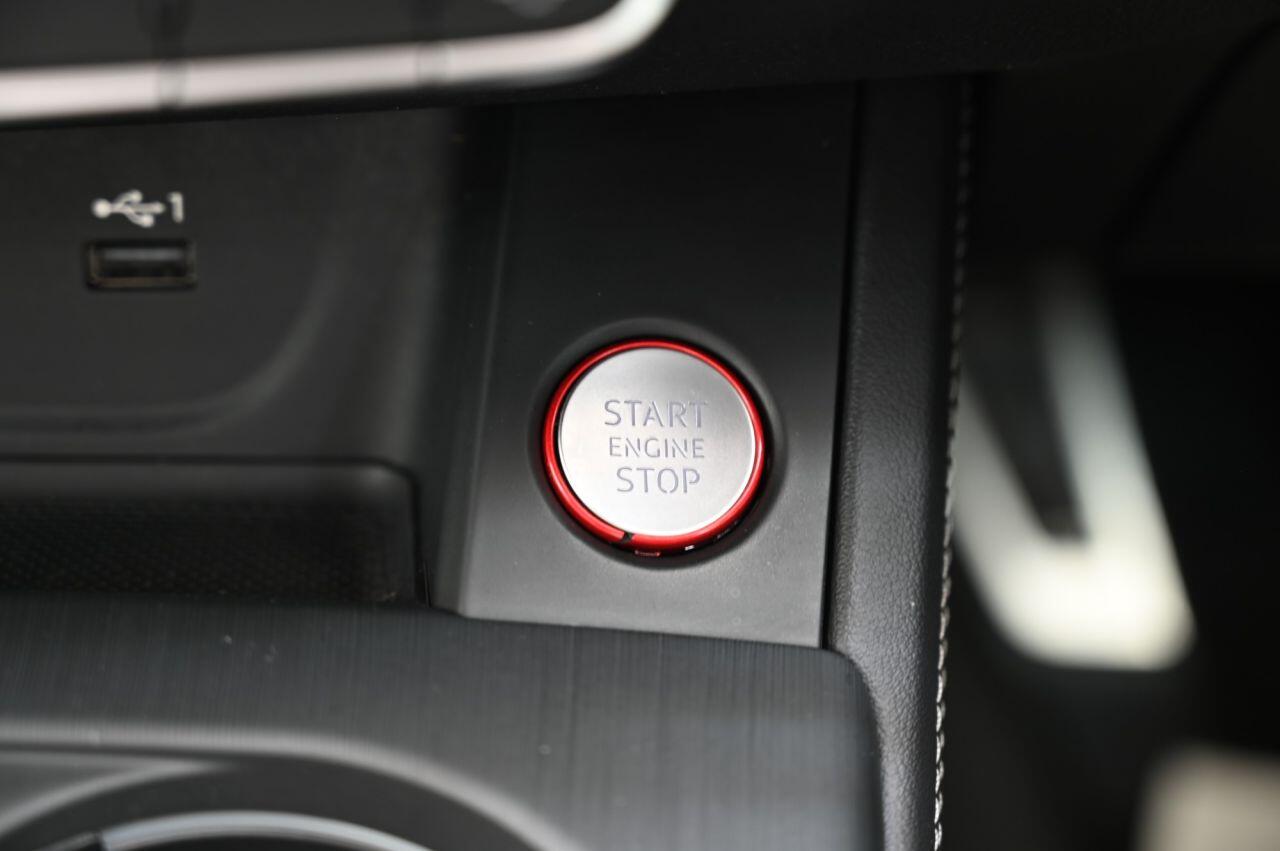 Audi S5 view 34