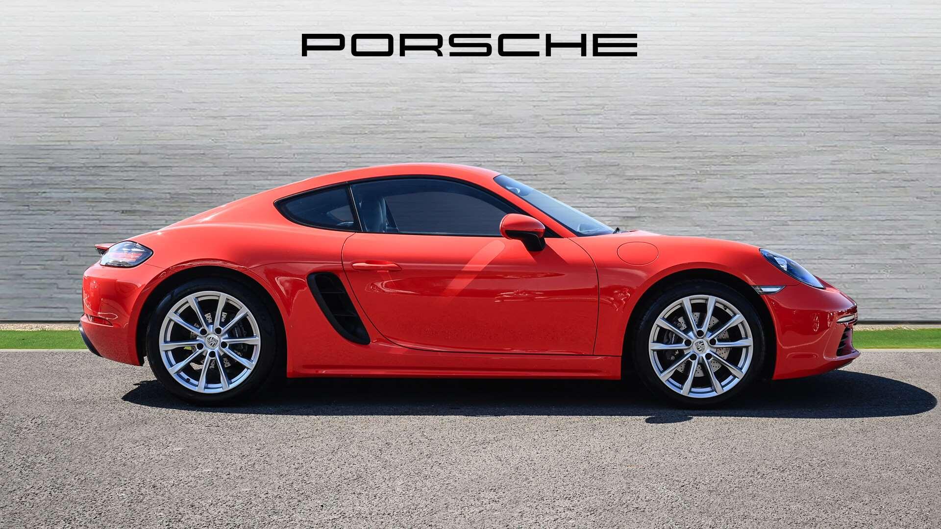 Porsche Cayman view 7