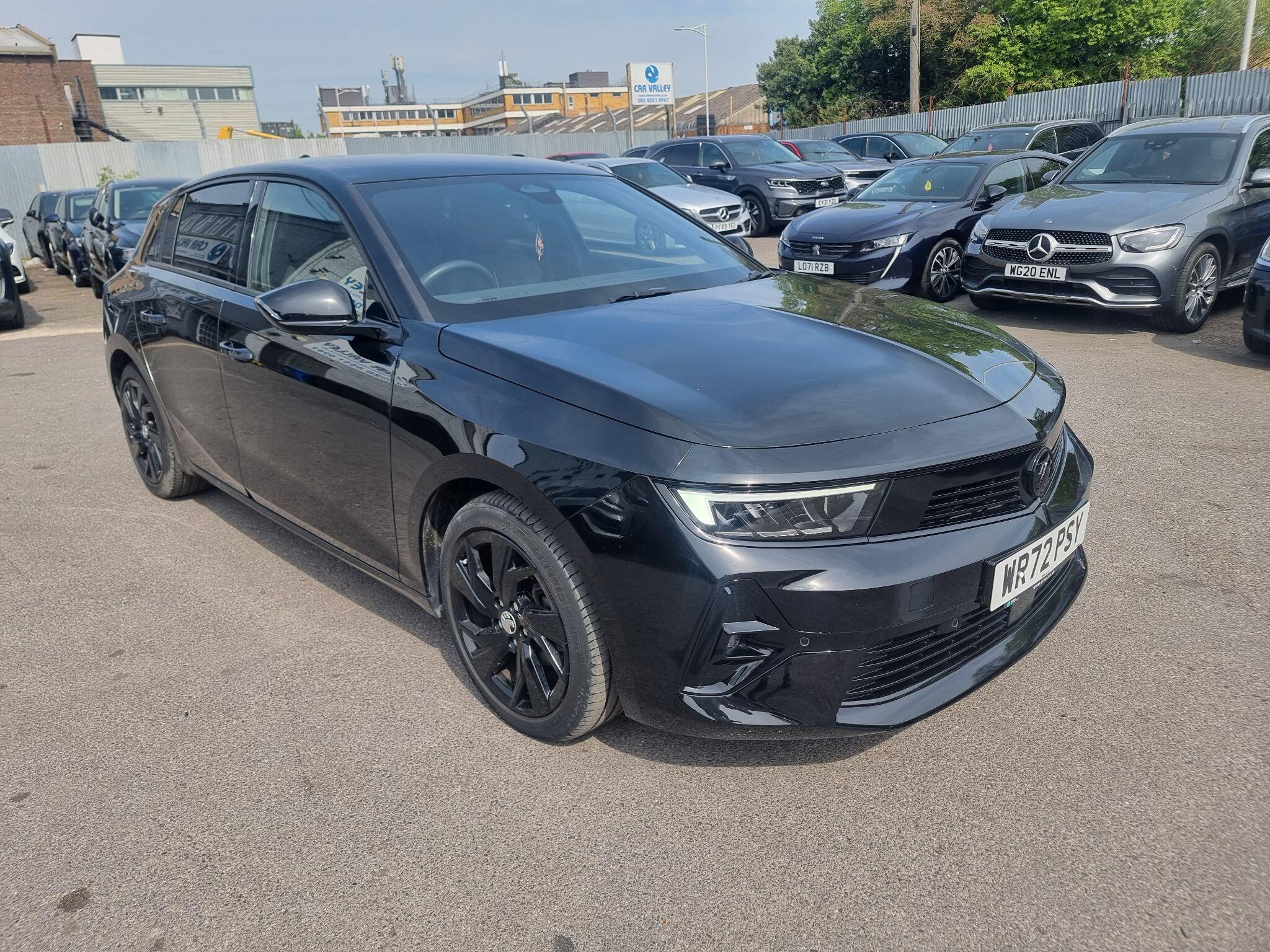 Vauxhall Astra main image