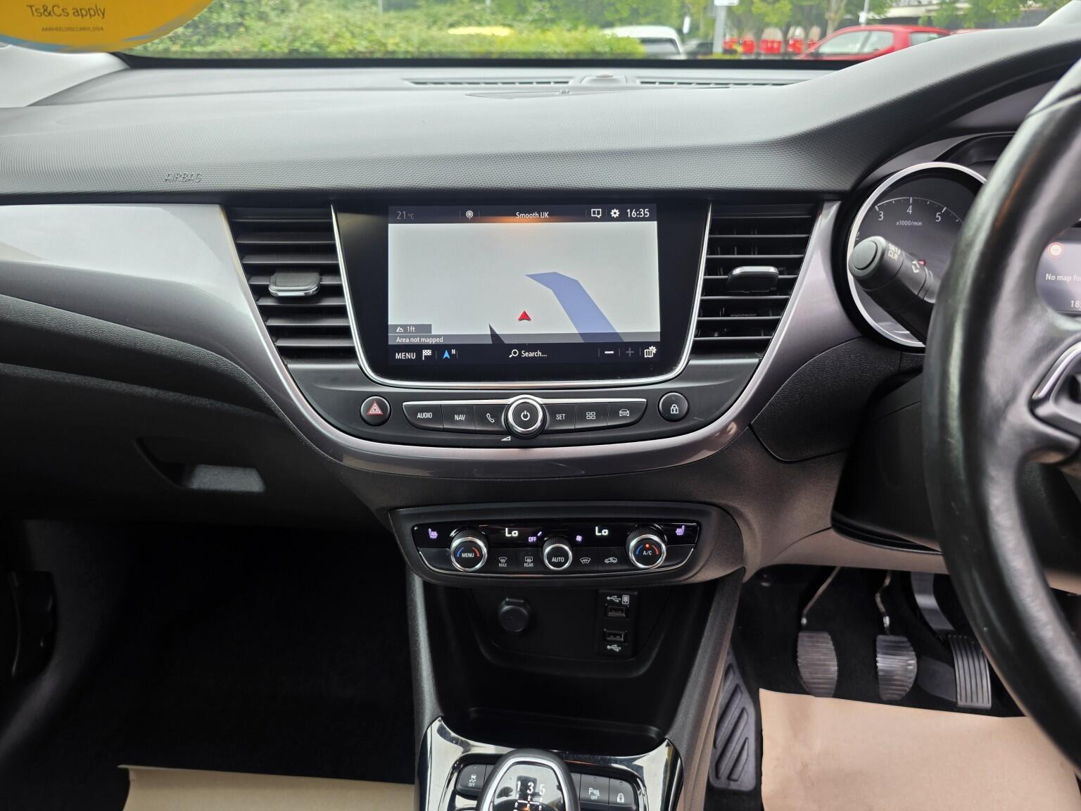 Vauxhall Crossland X view 15