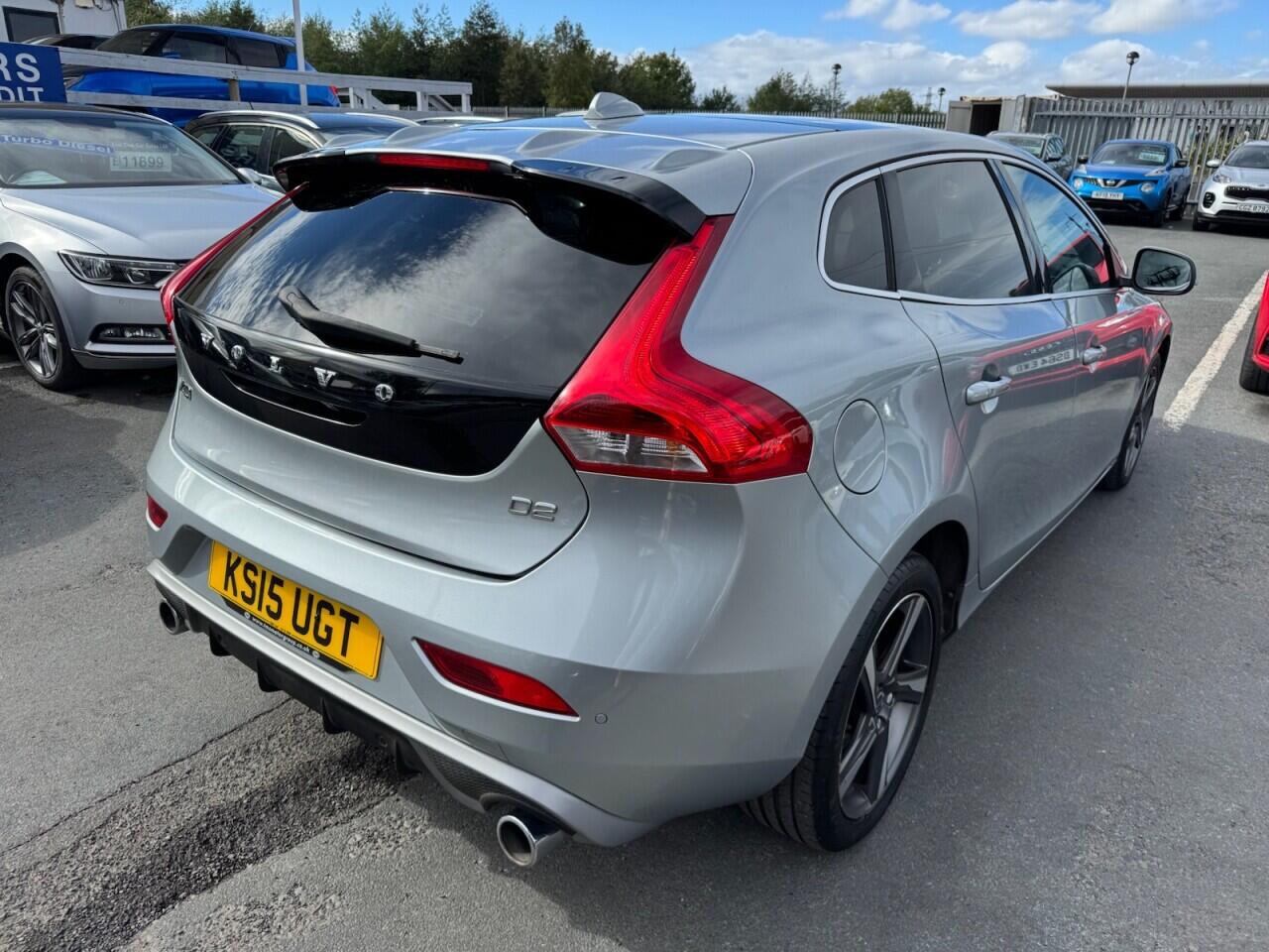 Volvo V40 view 26