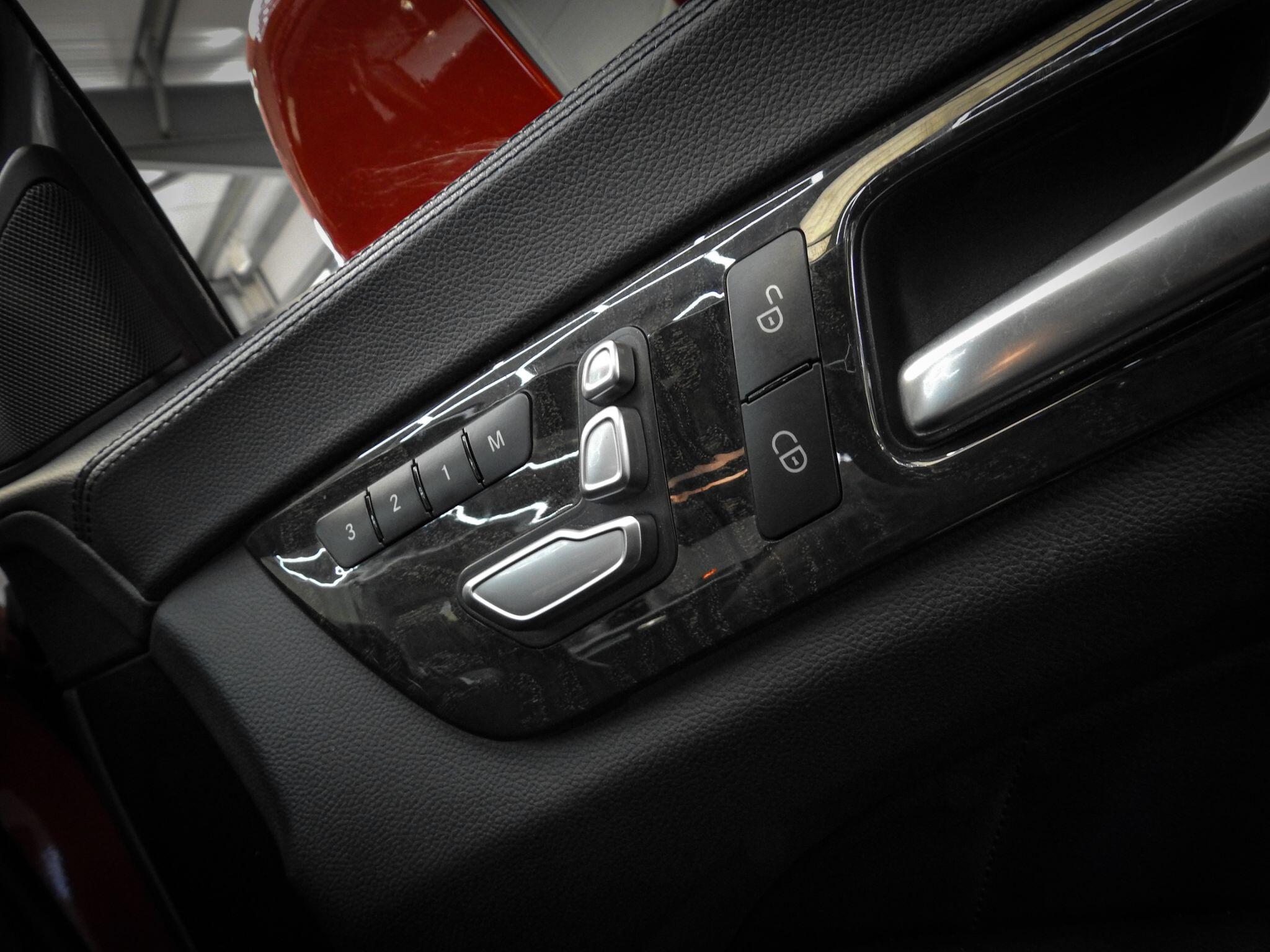 Mercedes-Benz CLS view 29