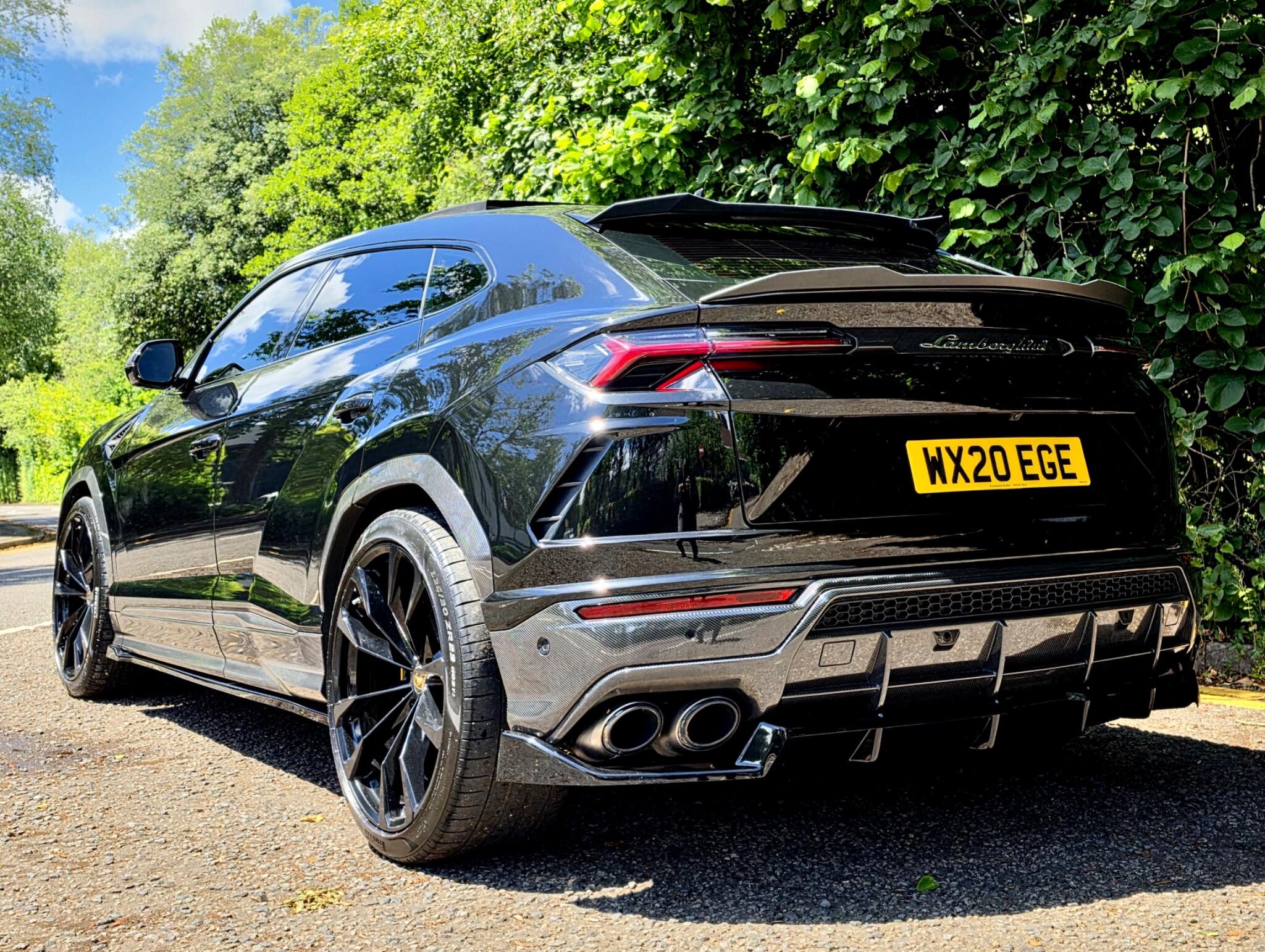 Lamborghini Urus view 20
