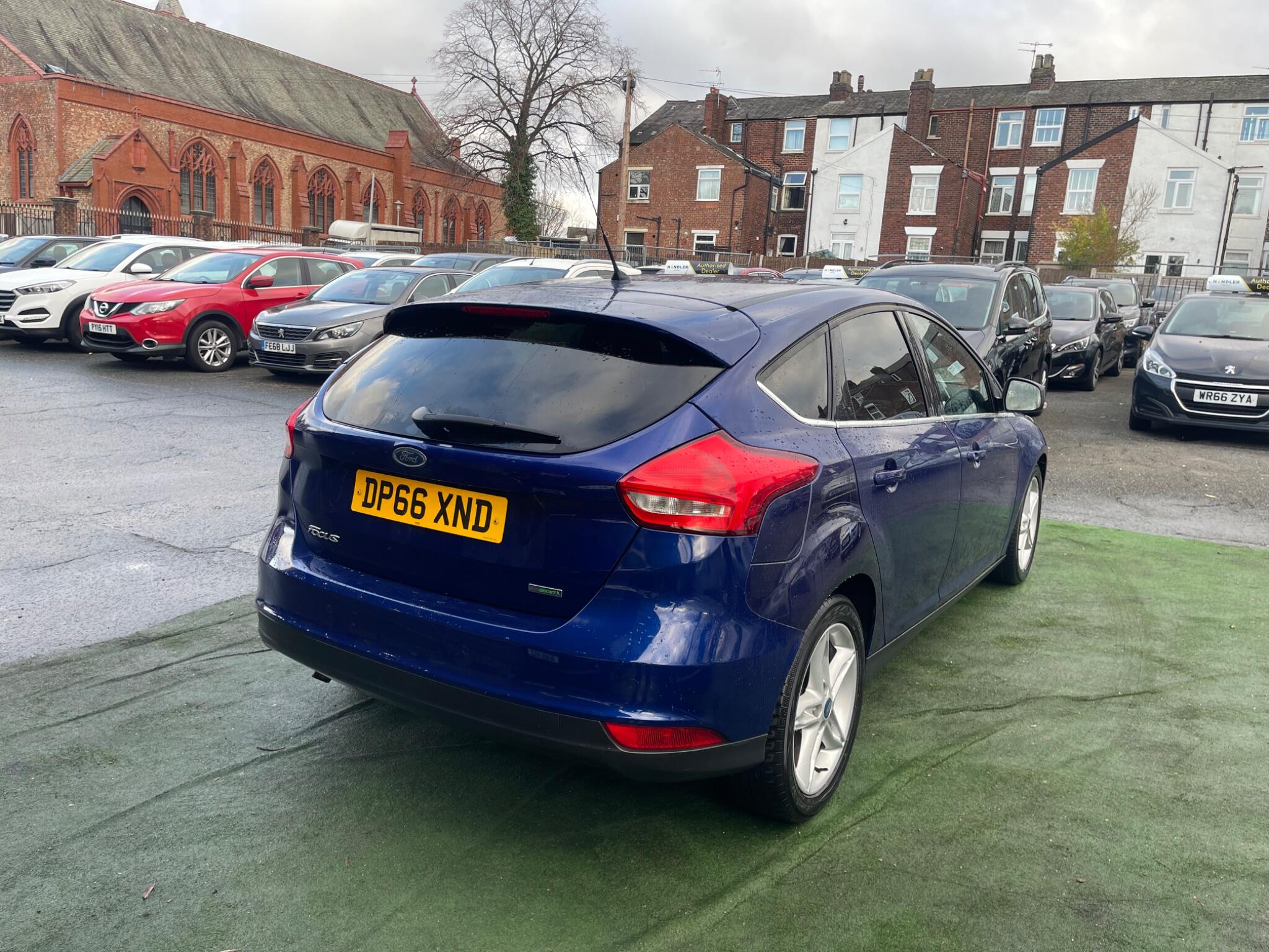 2016 Ford Focus 1.0T EcoBoost Zetec Euro 6 (s/s) 5dr • 83,680 miles image 12