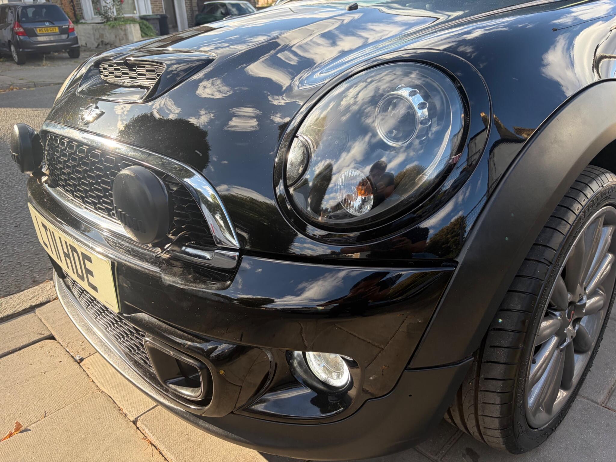 Mini Hatch view 10