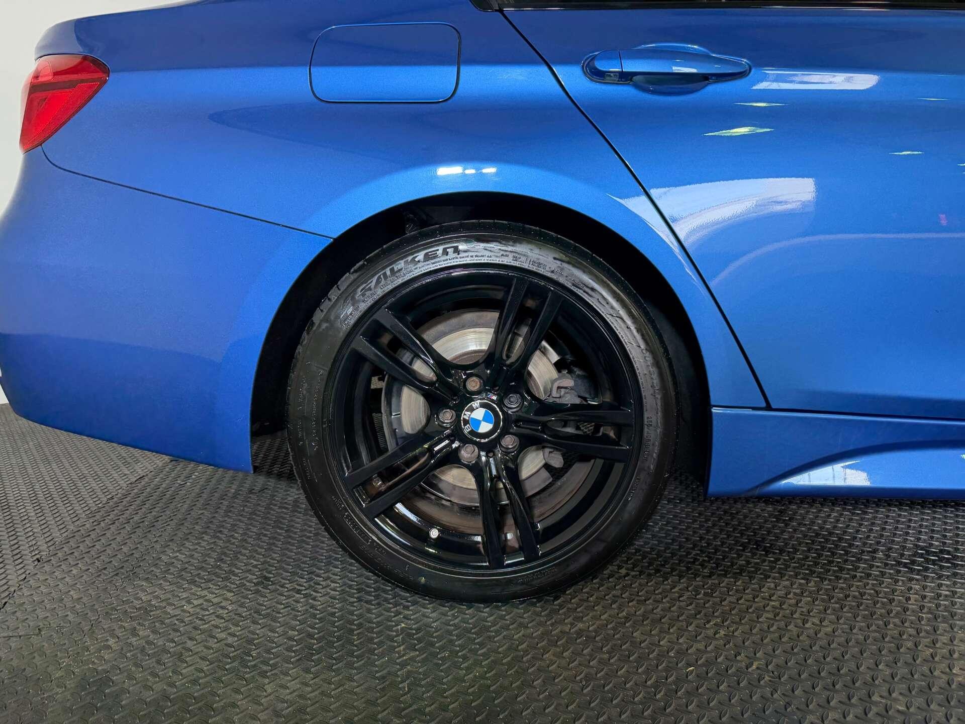BMW 3 Series view 70